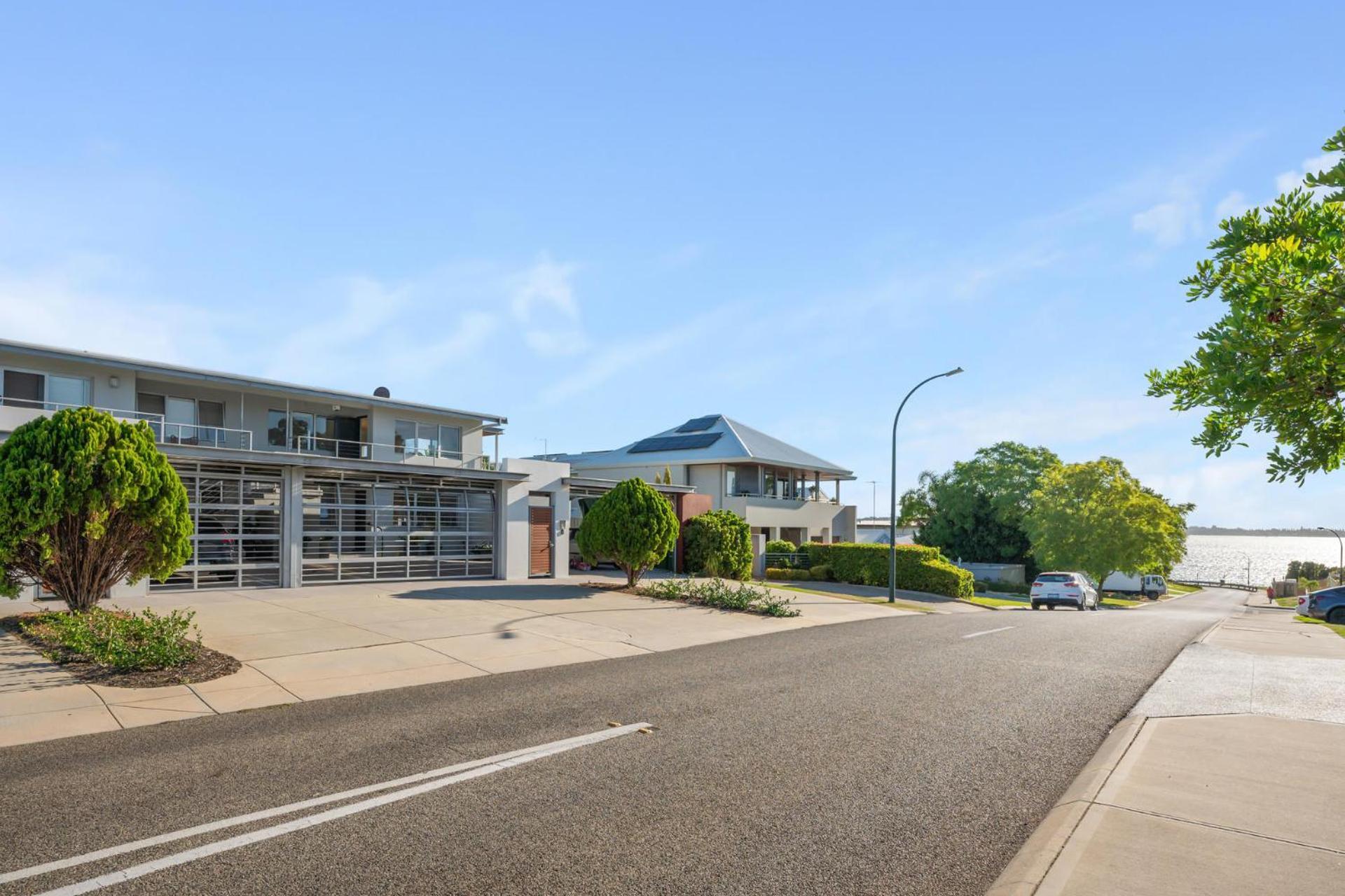 Applecross Riverside Apt Apartment