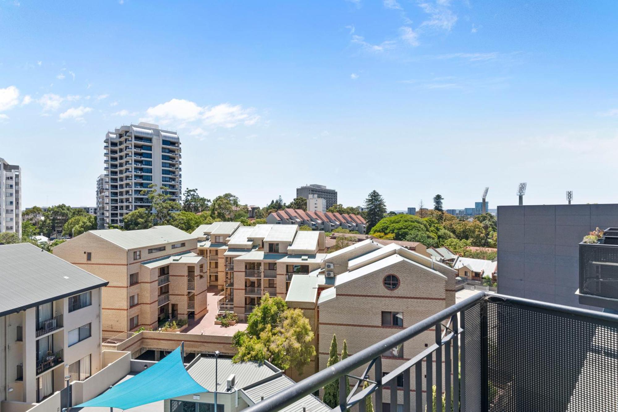 Stunning 3Br Perth Penthouse * Perth