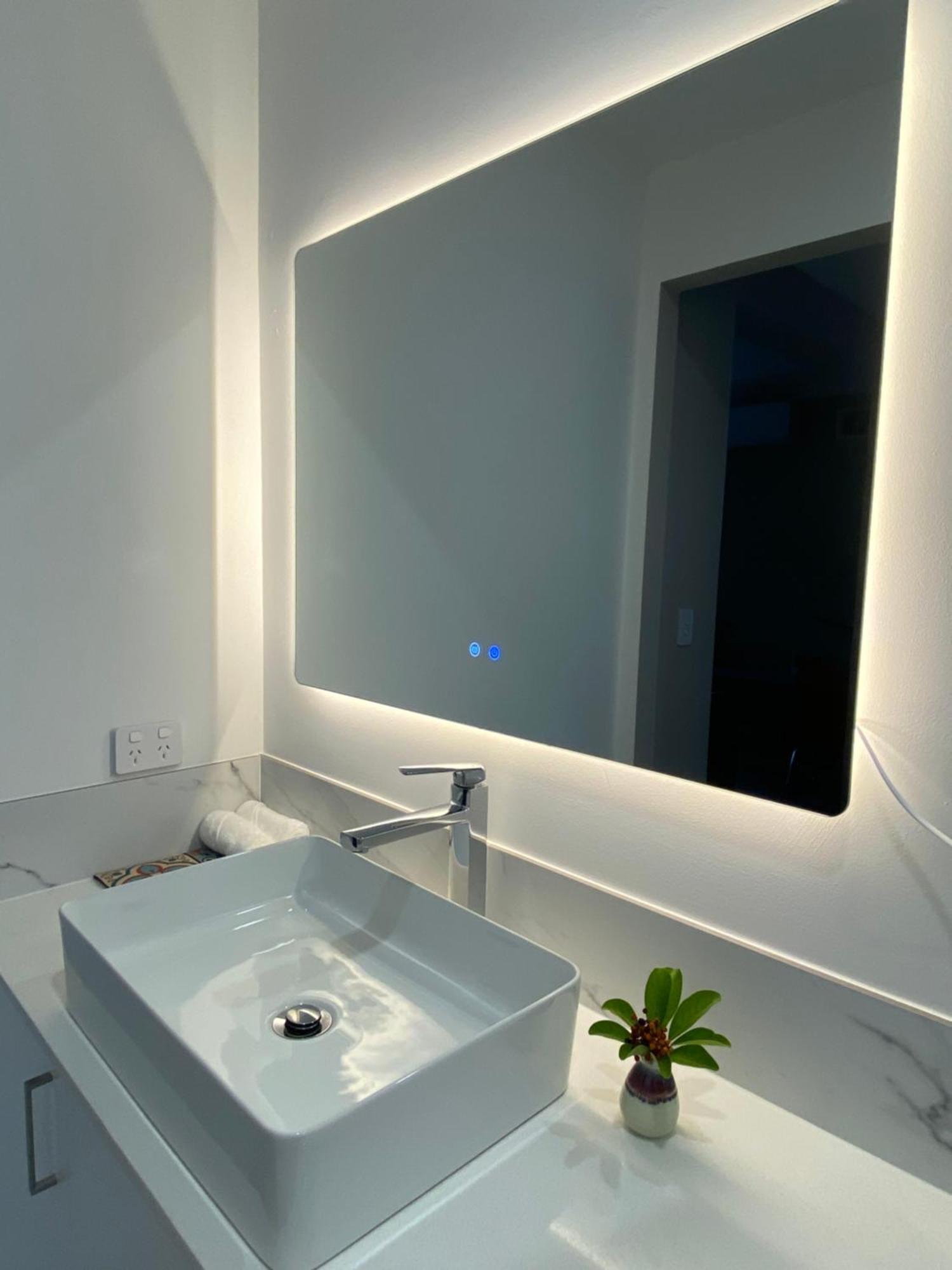 Sunny Ocean View Retreat * Perth