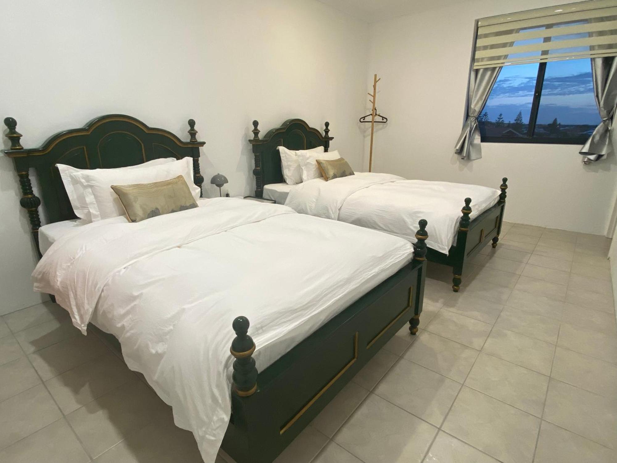 Sunny Ocean View Retreat Homestay *