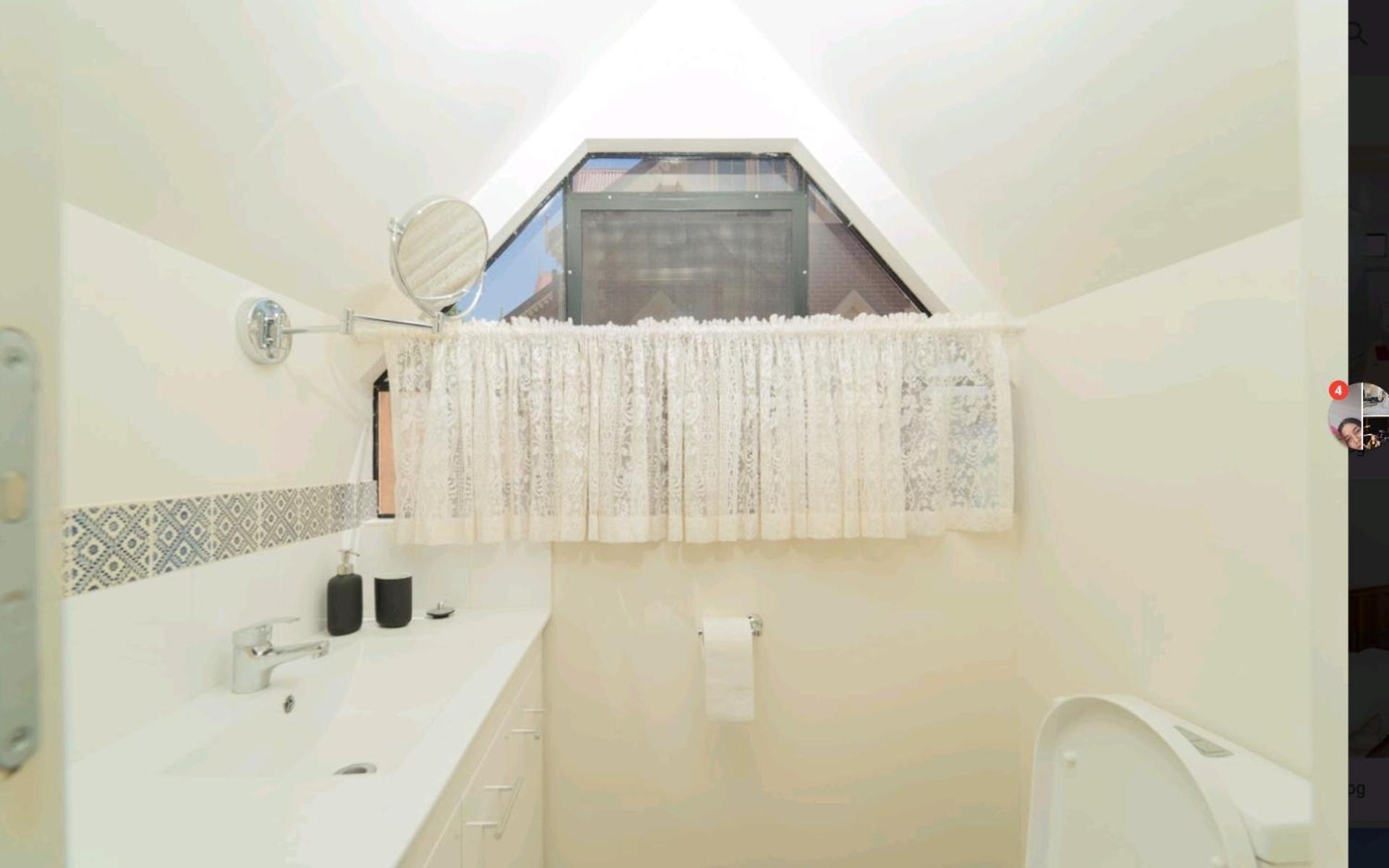 Villa Snow-white's 2 Bedroom Heart In 6000 Perth