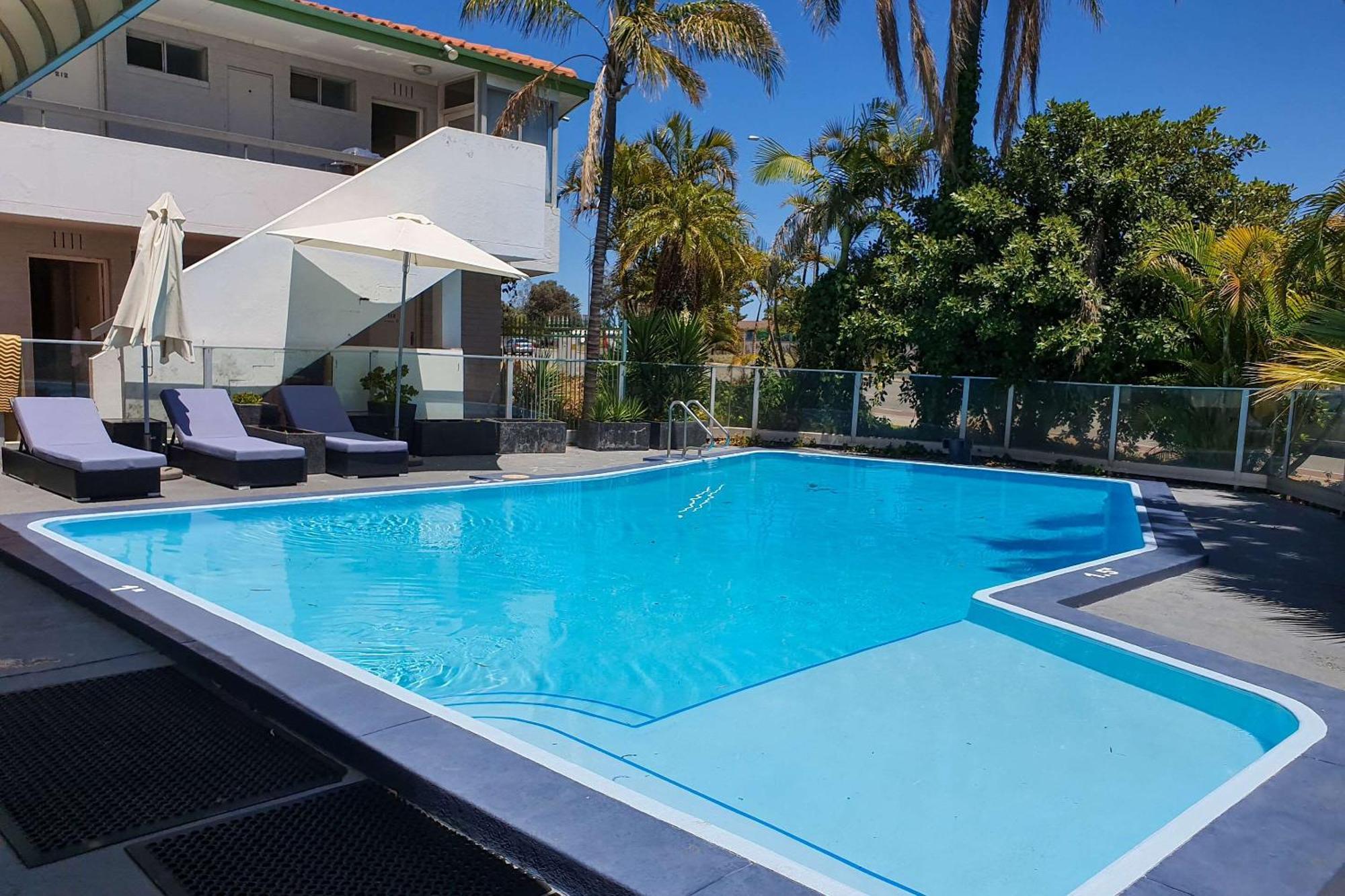 Econo Rivervale Lodge Perth