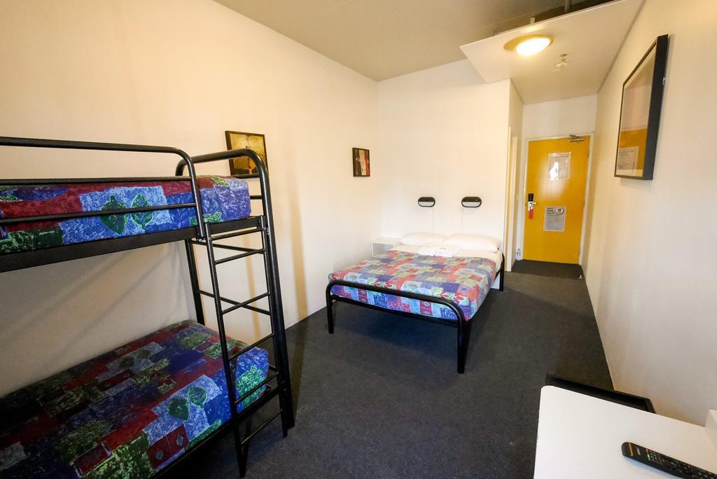 Yha * Perth