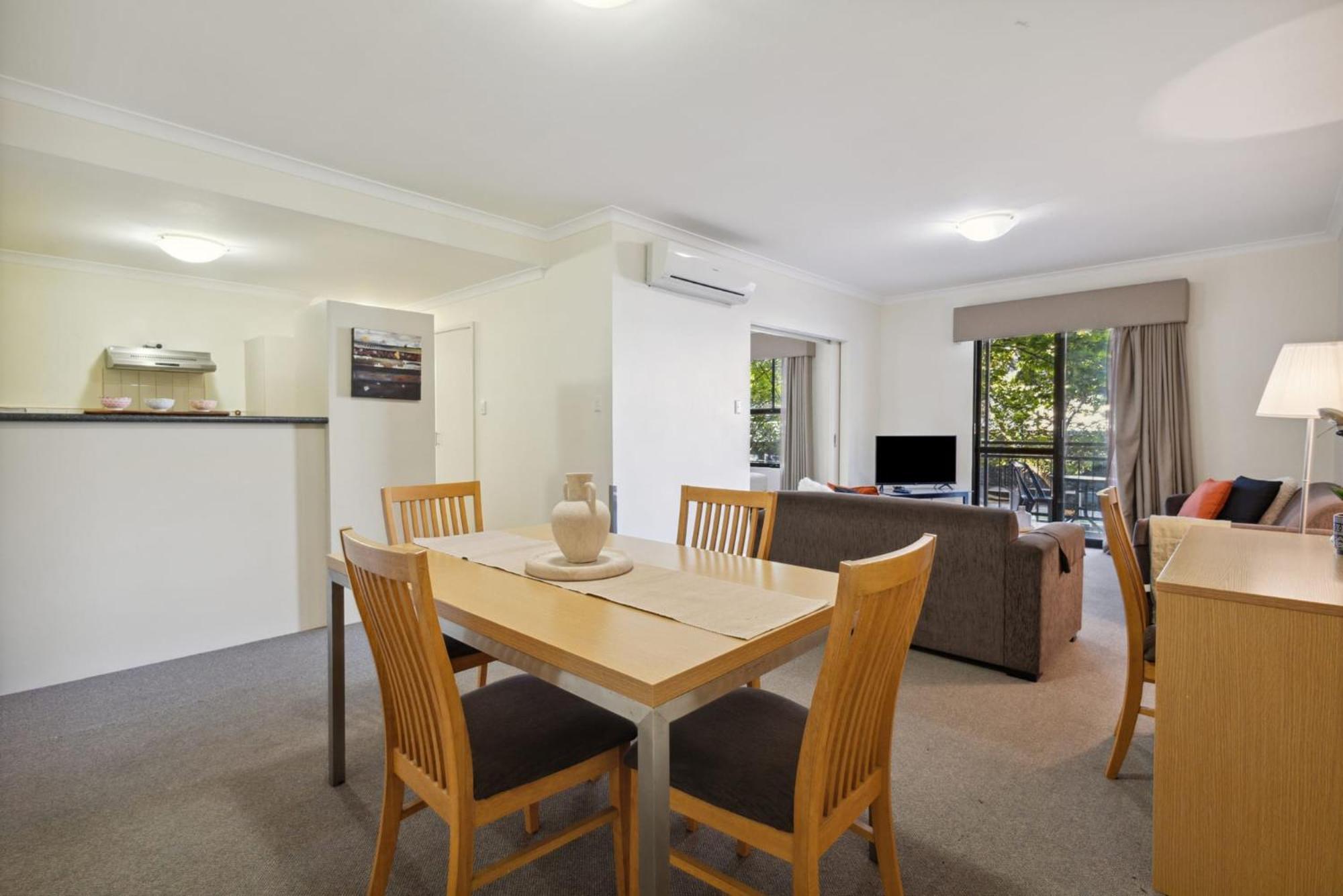 2bdr 1bth 1prk - Northbridge Magic Perth