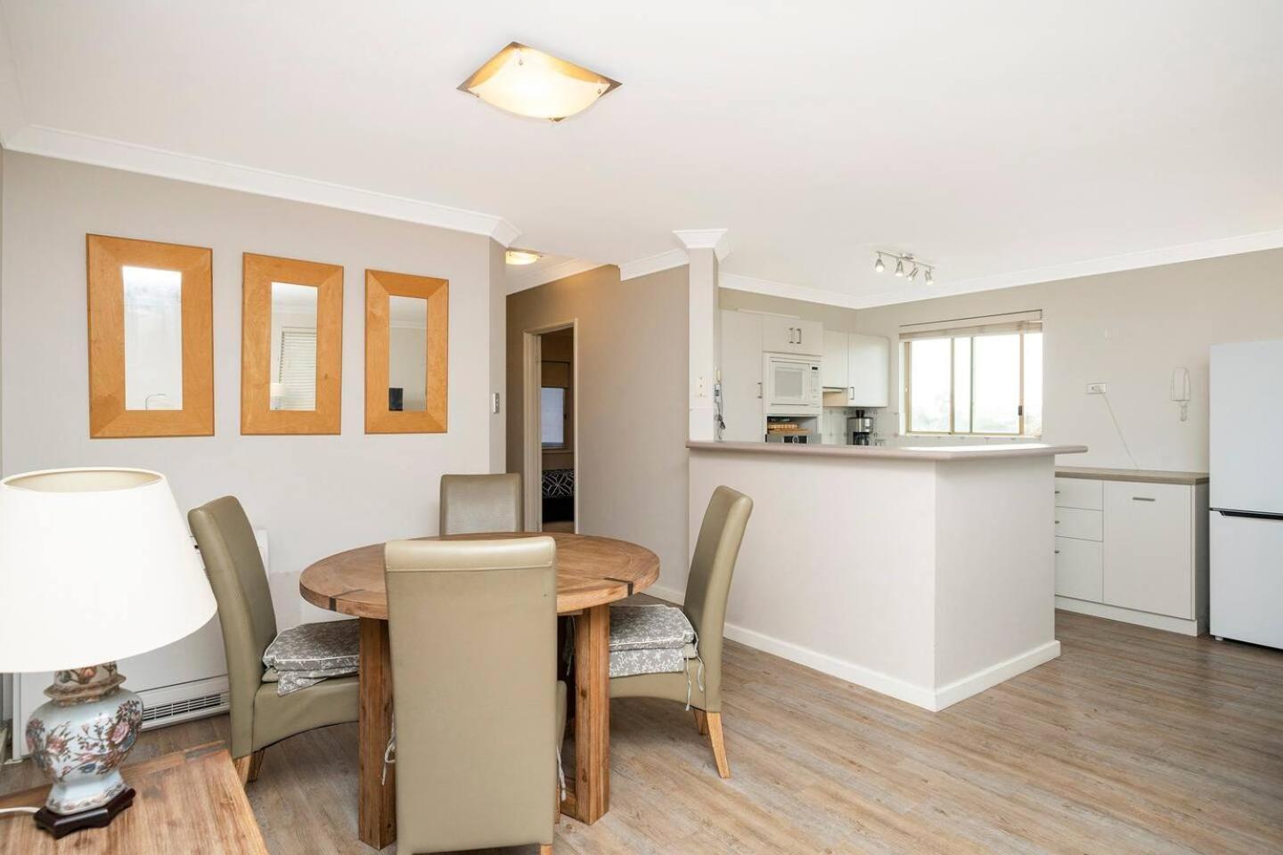 Apartment Sandcastles At The Beach Outstanding Location! Perth