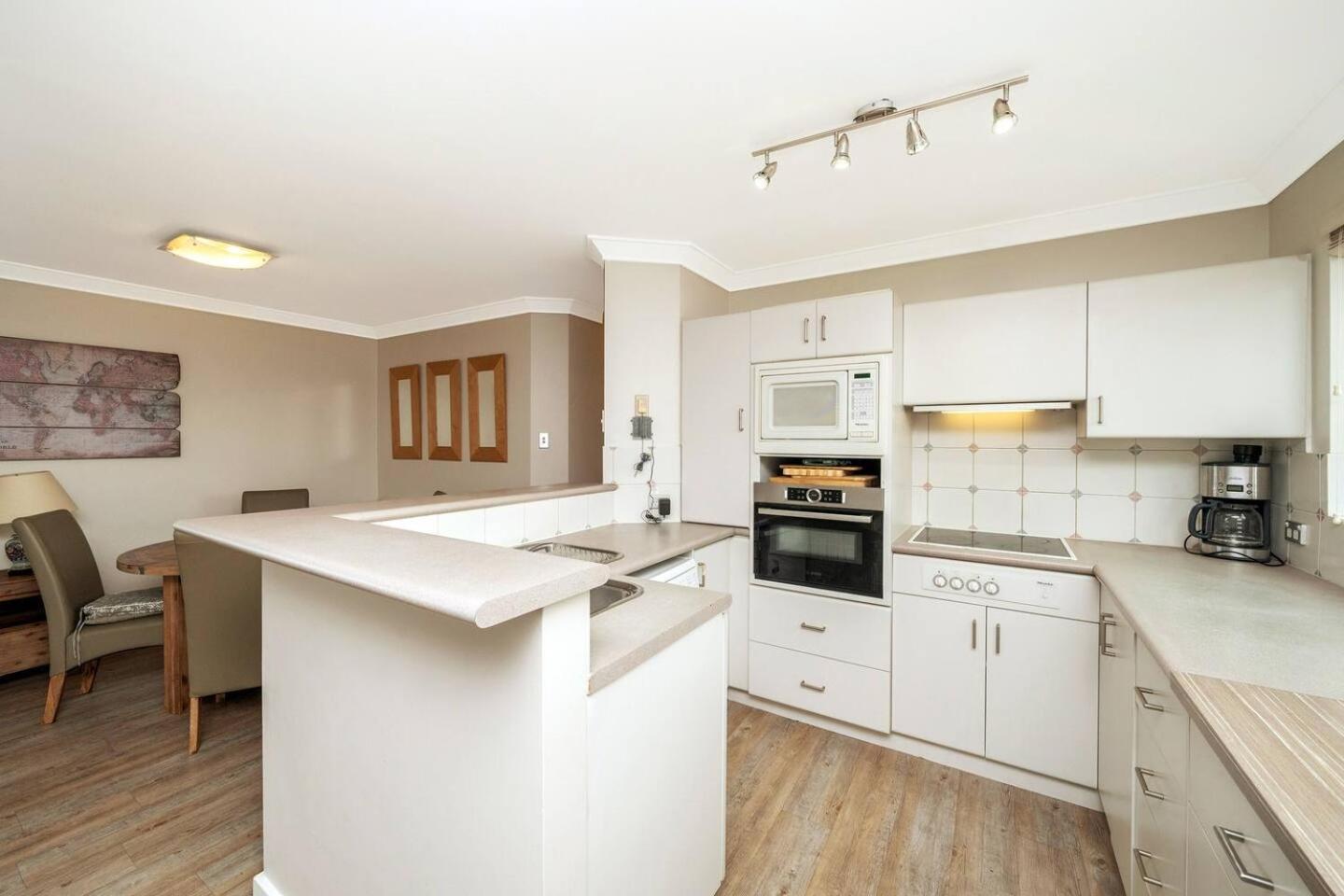 Sandcastles At The Beach Outstanding Location! Apartment *