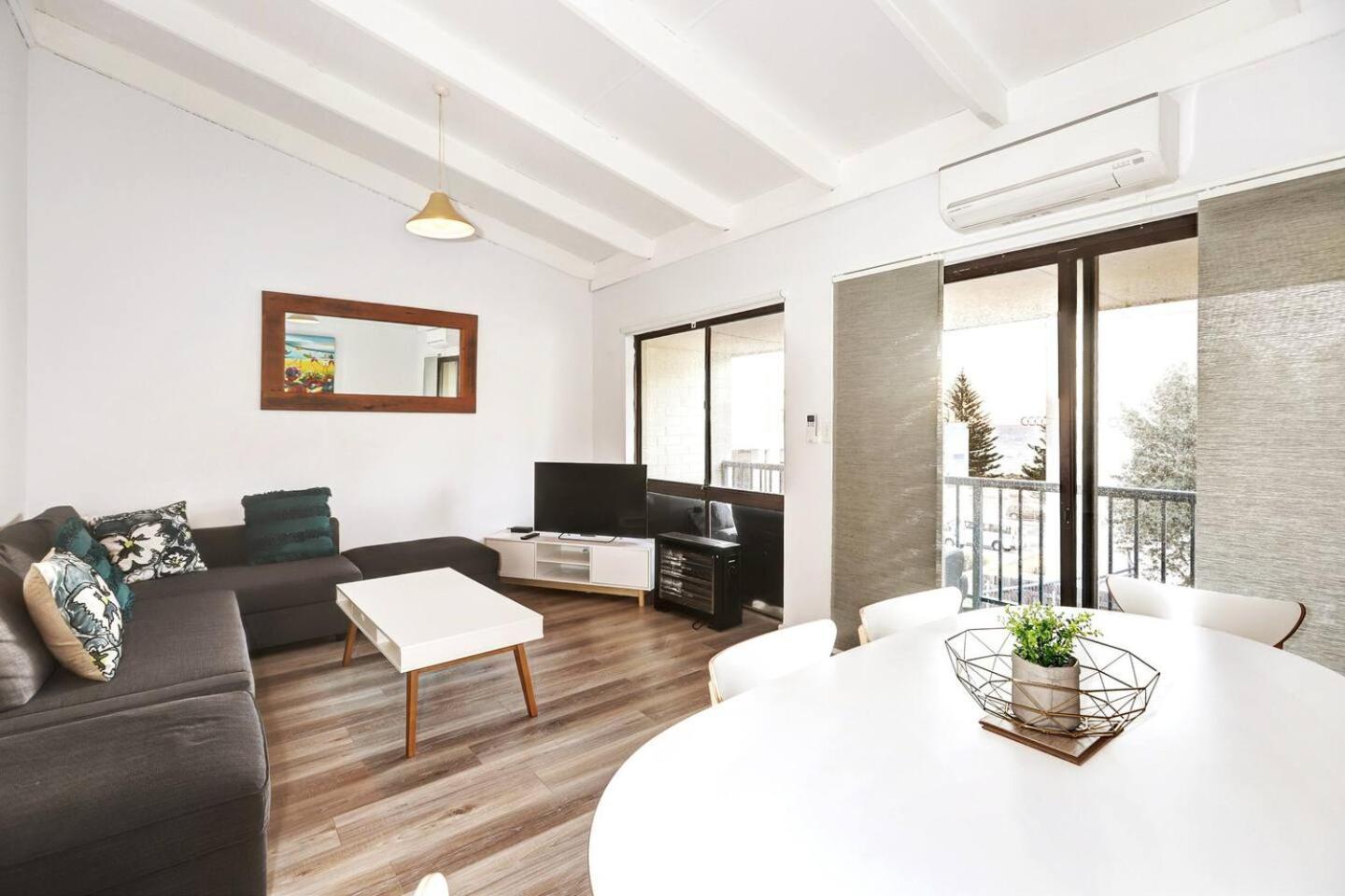 Apartment West Lagoon 221 - Stylish Apartment! *