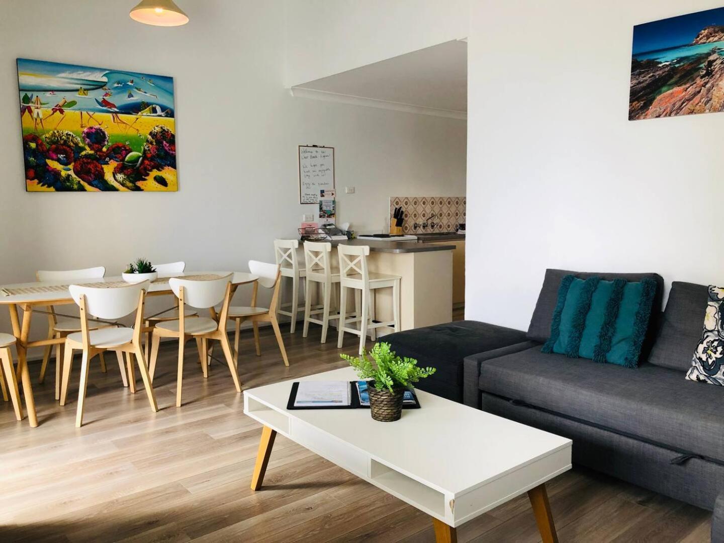 West Lagoon 221 - Stylish Apartment! *