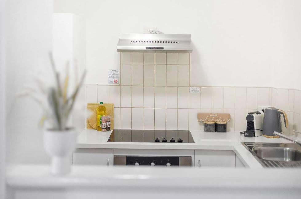 Executive - 2br 1ba W Parking Apartment *