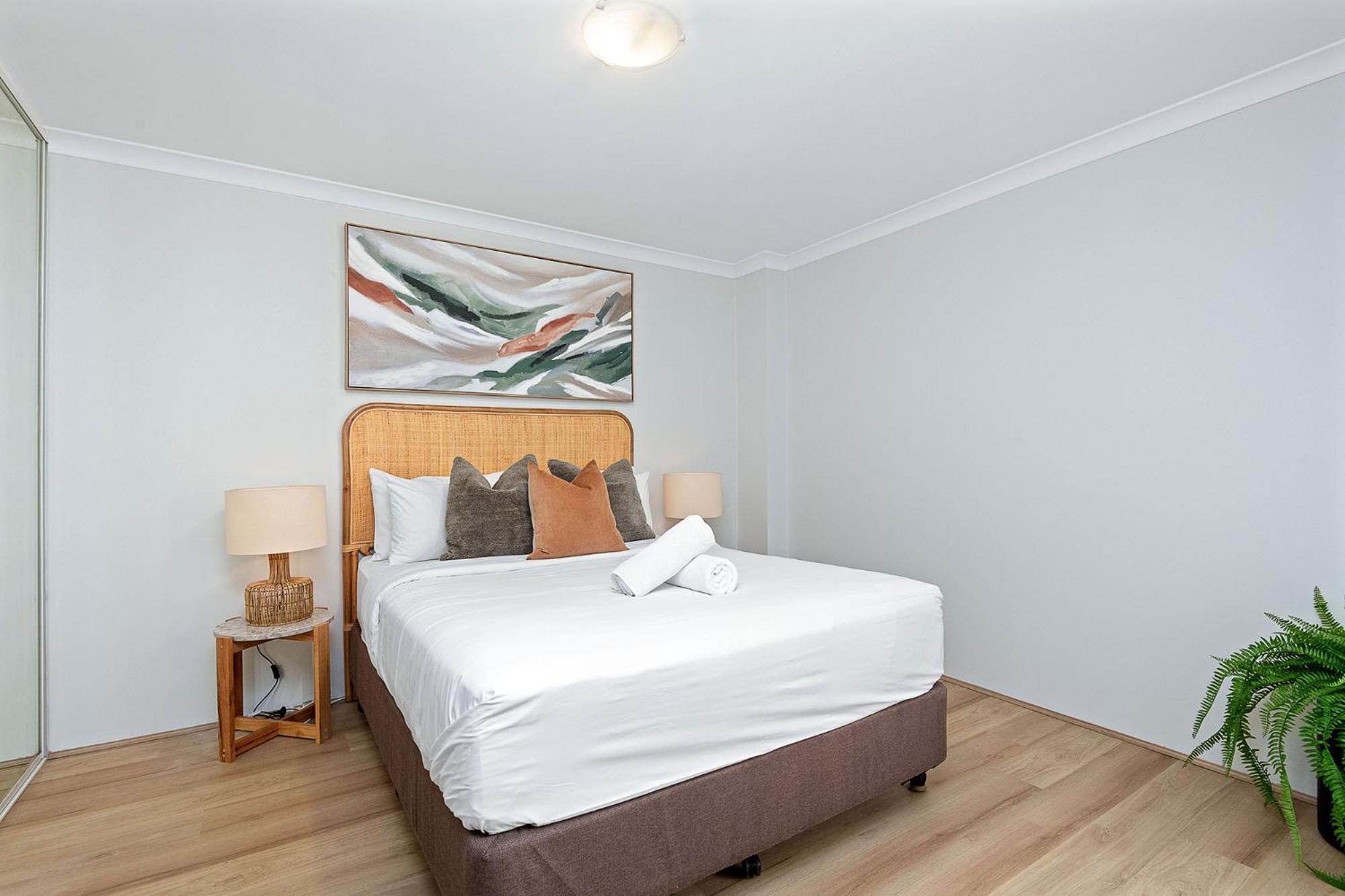 Apartment Chic 2br On Hay St East *