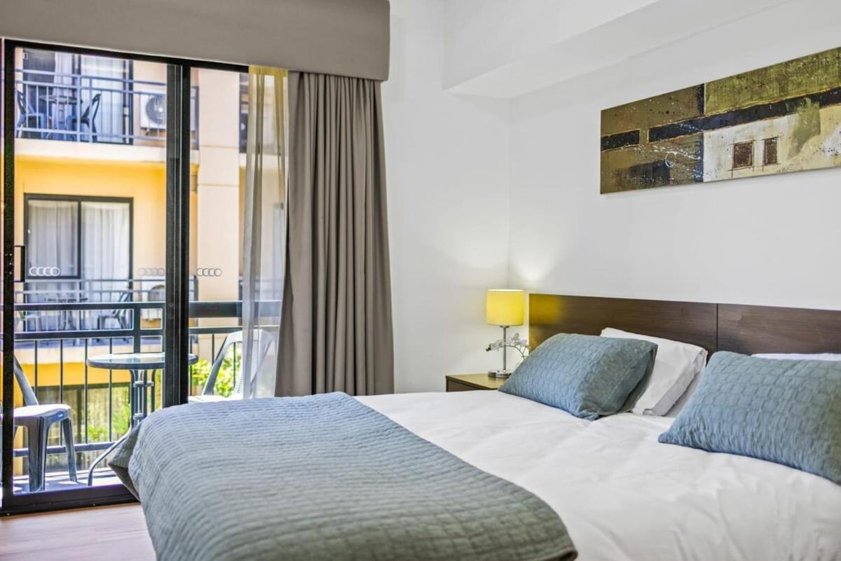 Renovated Family With Pool & Wifi Apartment