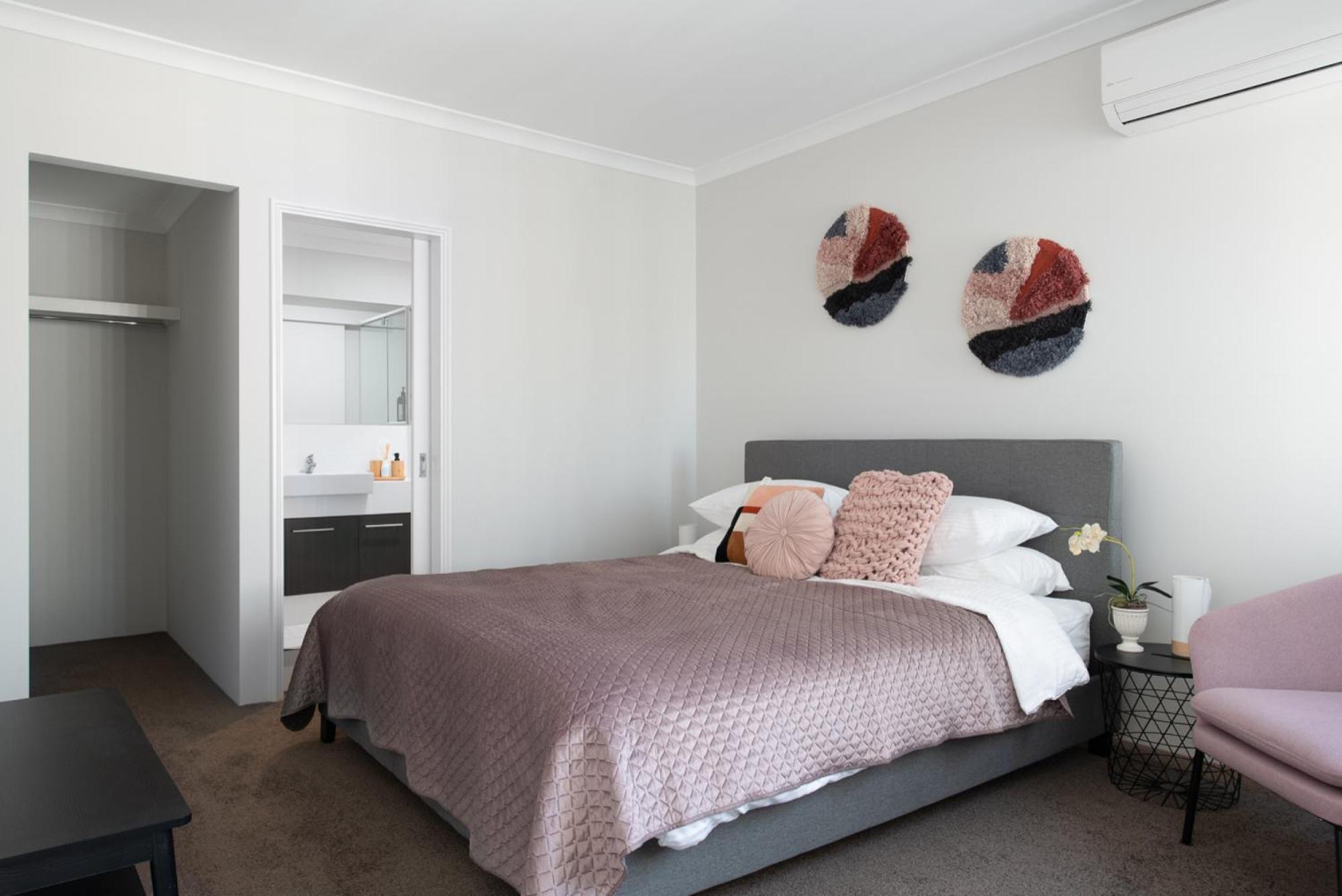 Apartemen Bright Trendy 2bdrm - Walk To River & Shops