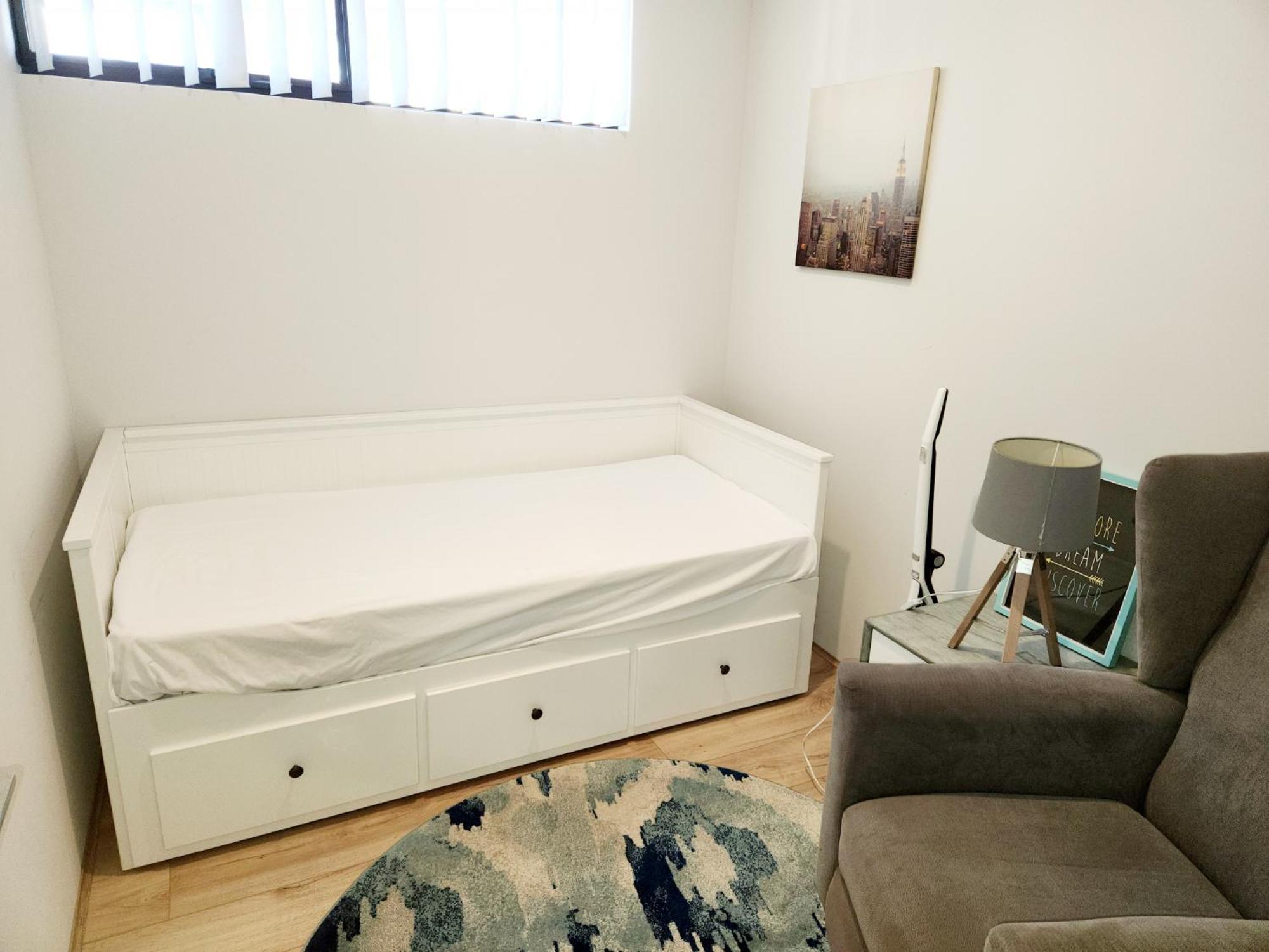 Apartemen Bright Trendy 2bdrm - Walk To River & Shops