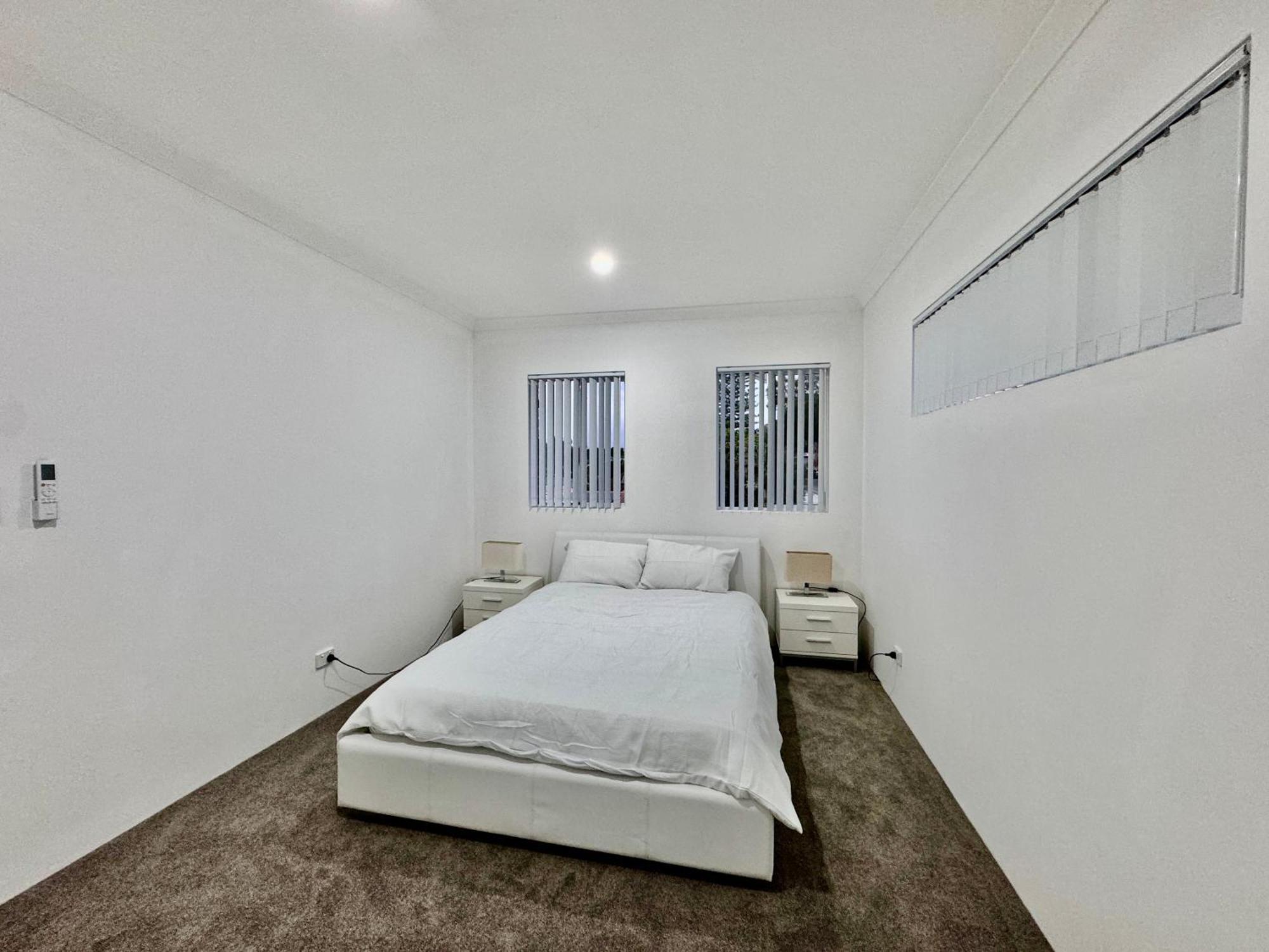 Acomodação com café da manhã  43 Drew Road Ardross Wa 6153 *