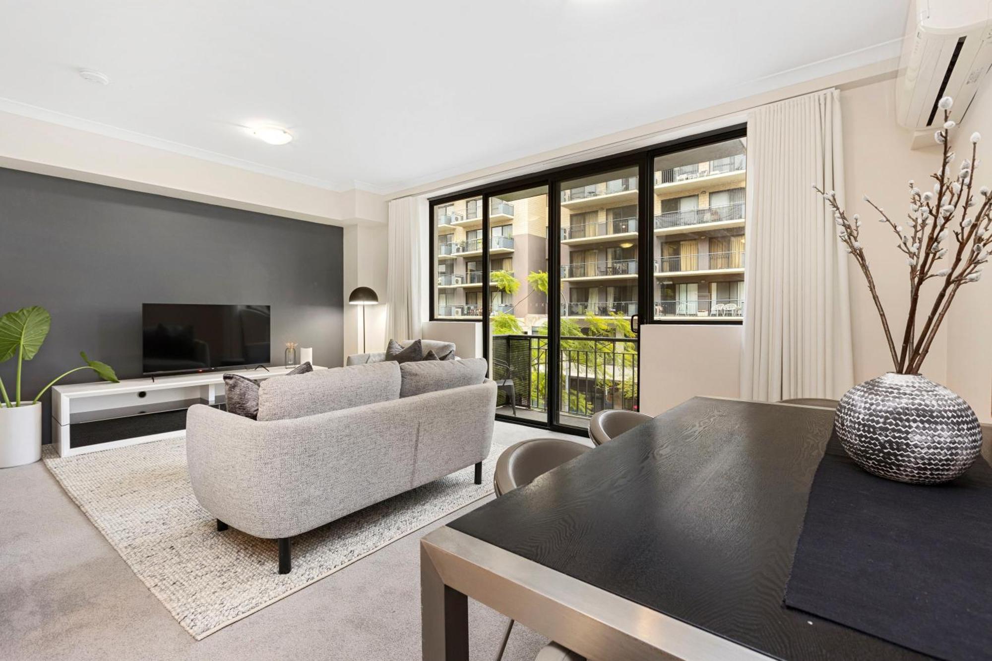 1br Stylish On Hay St Apartment