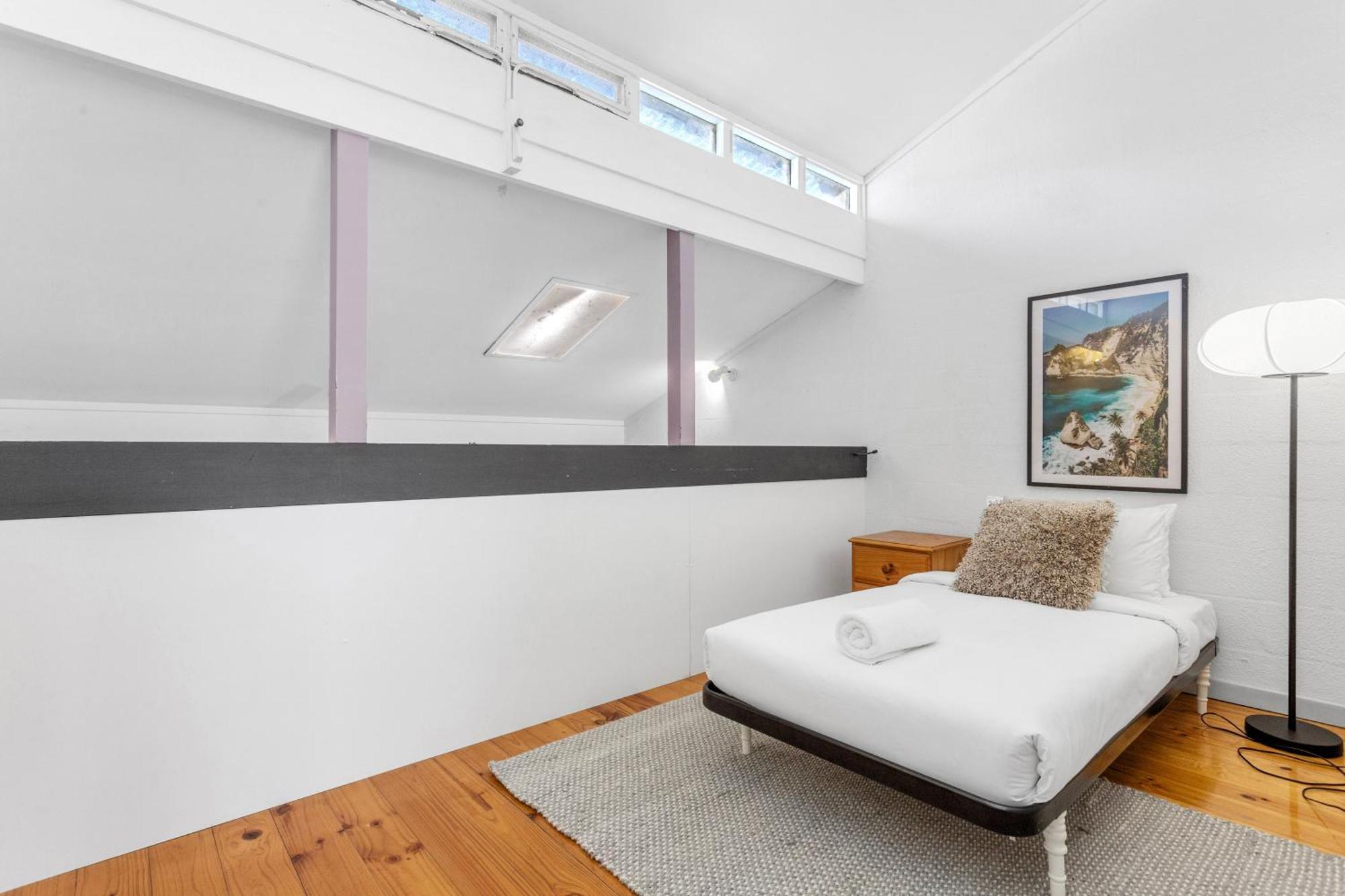 Apartment 13 Cottesloe - Steps From - Sleeps 3