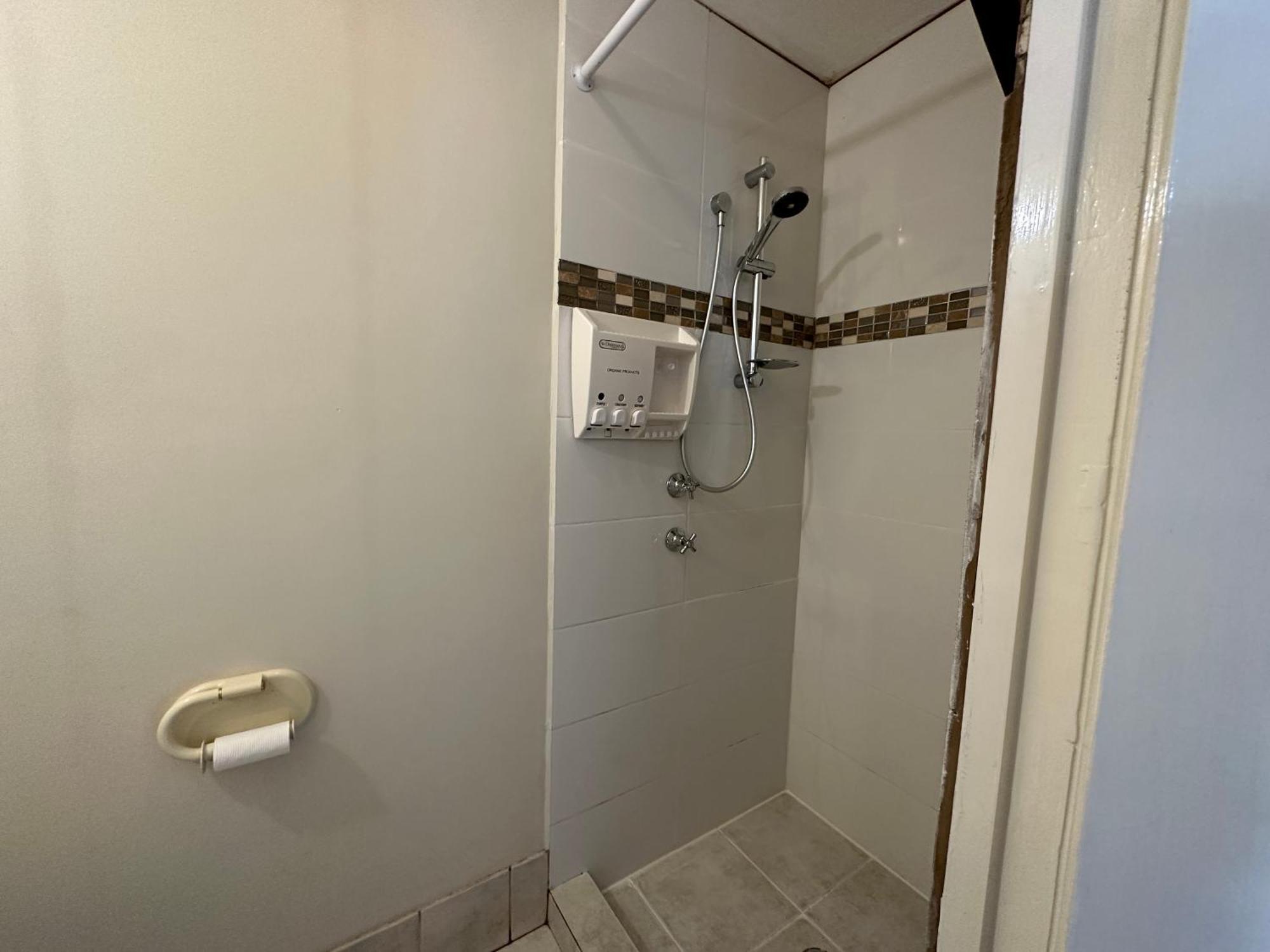 Studio Granny Flat In Melville With Patio *