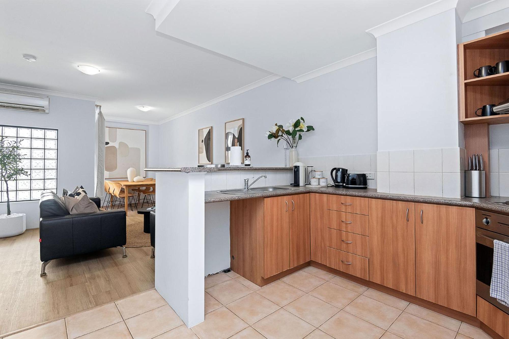 Apartment Chic 2br On Hay St East Perth