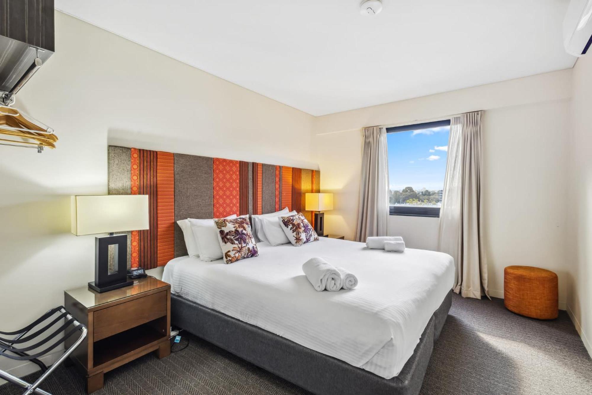 Apartment Cozy 2-bedroom With Views Perth
