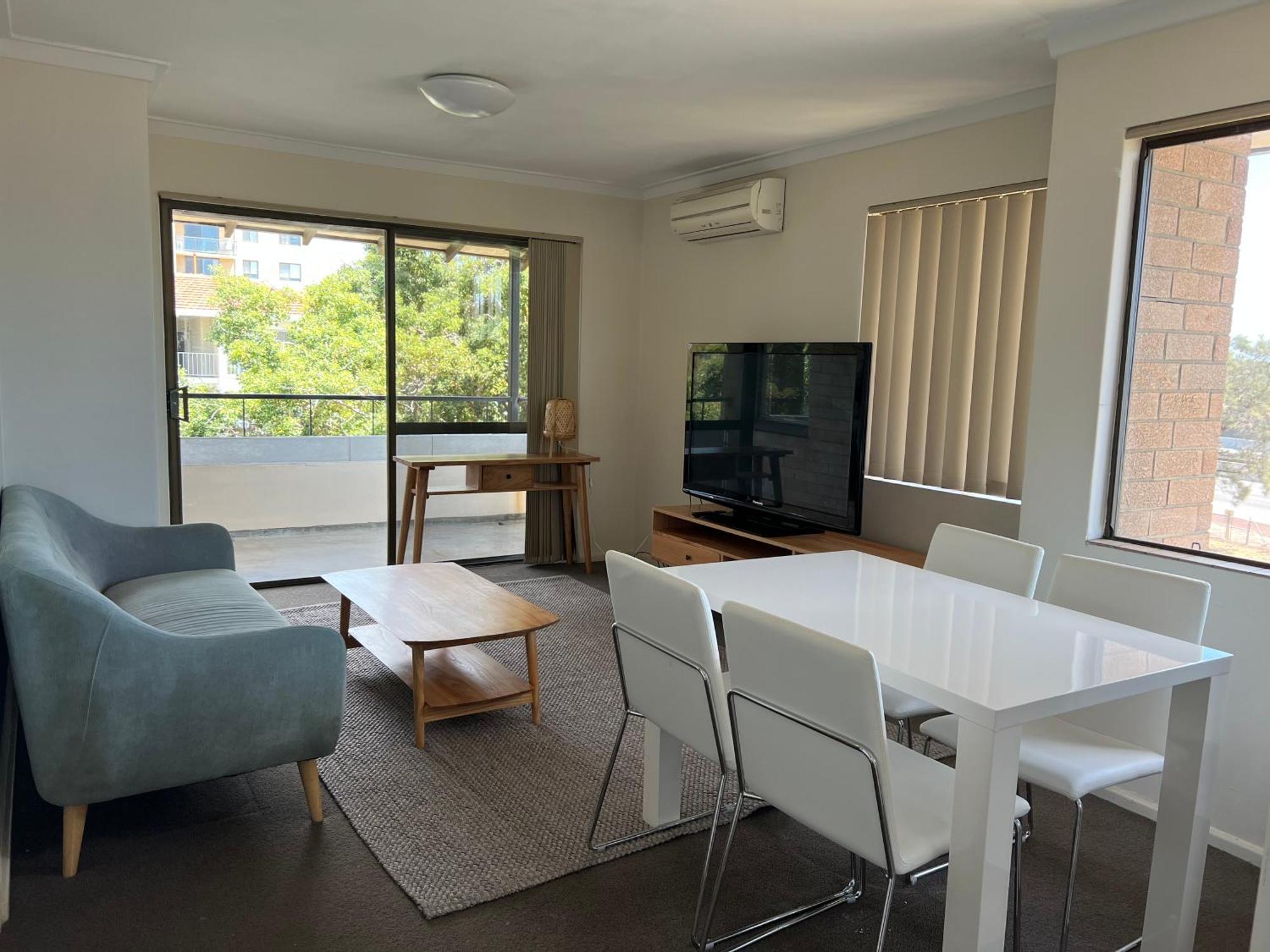 9 South * Perth
