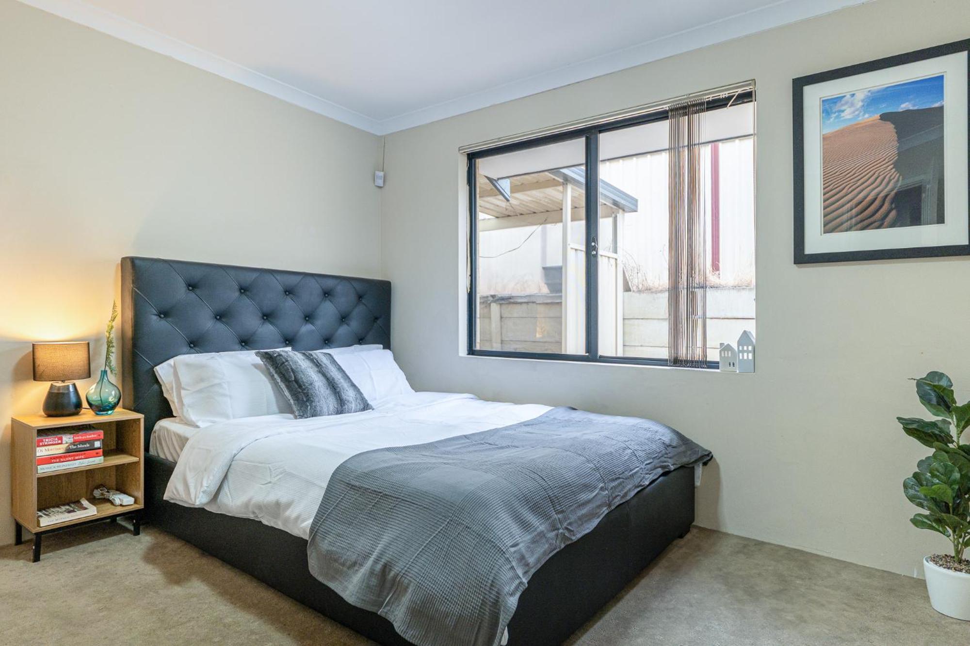 Spacious 5bedroom House Near Airport