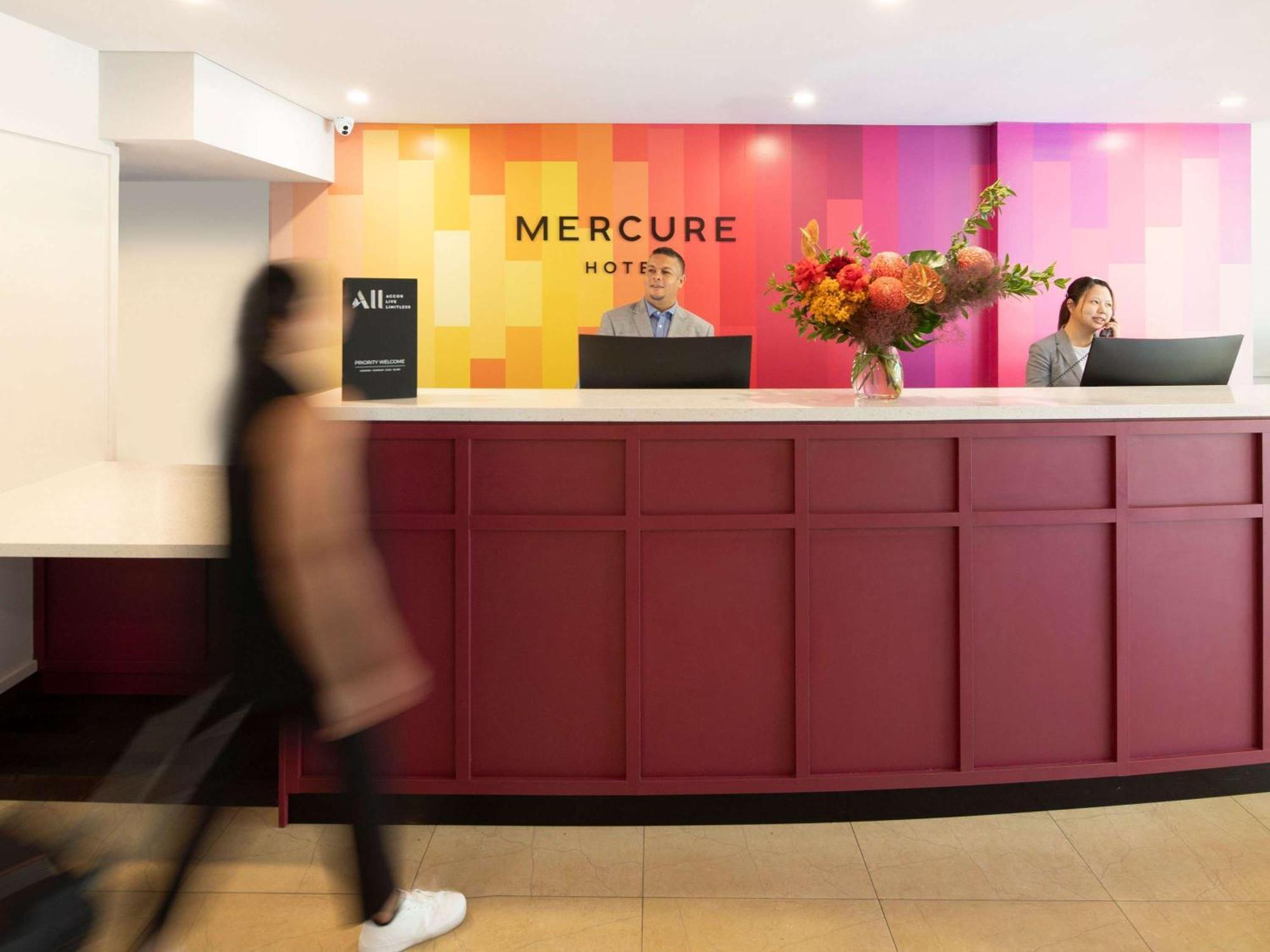 Mercure On Hay Hotel 4*
