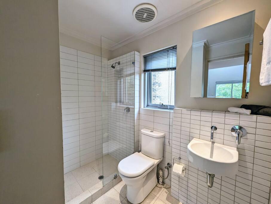 Bright & Conveniently Located Townhouse Rumah liburan Perth