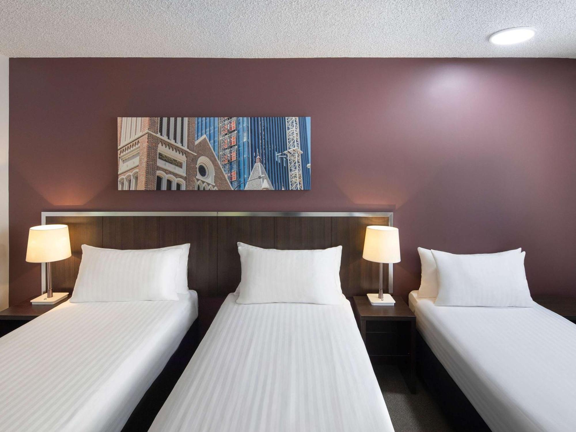 Mercure On Hay Hotel 4*