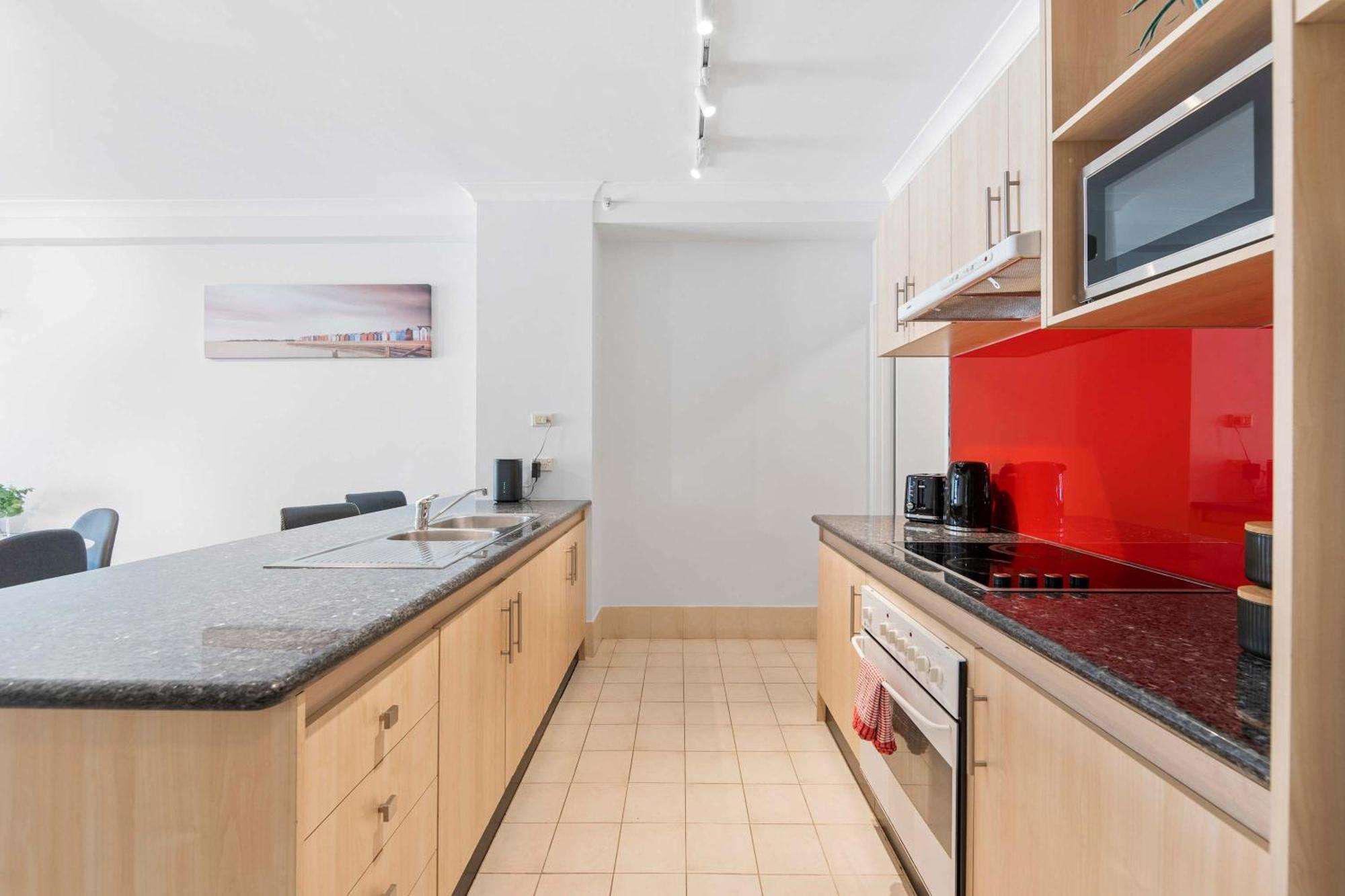 Apartment Convenient East With Free Parking