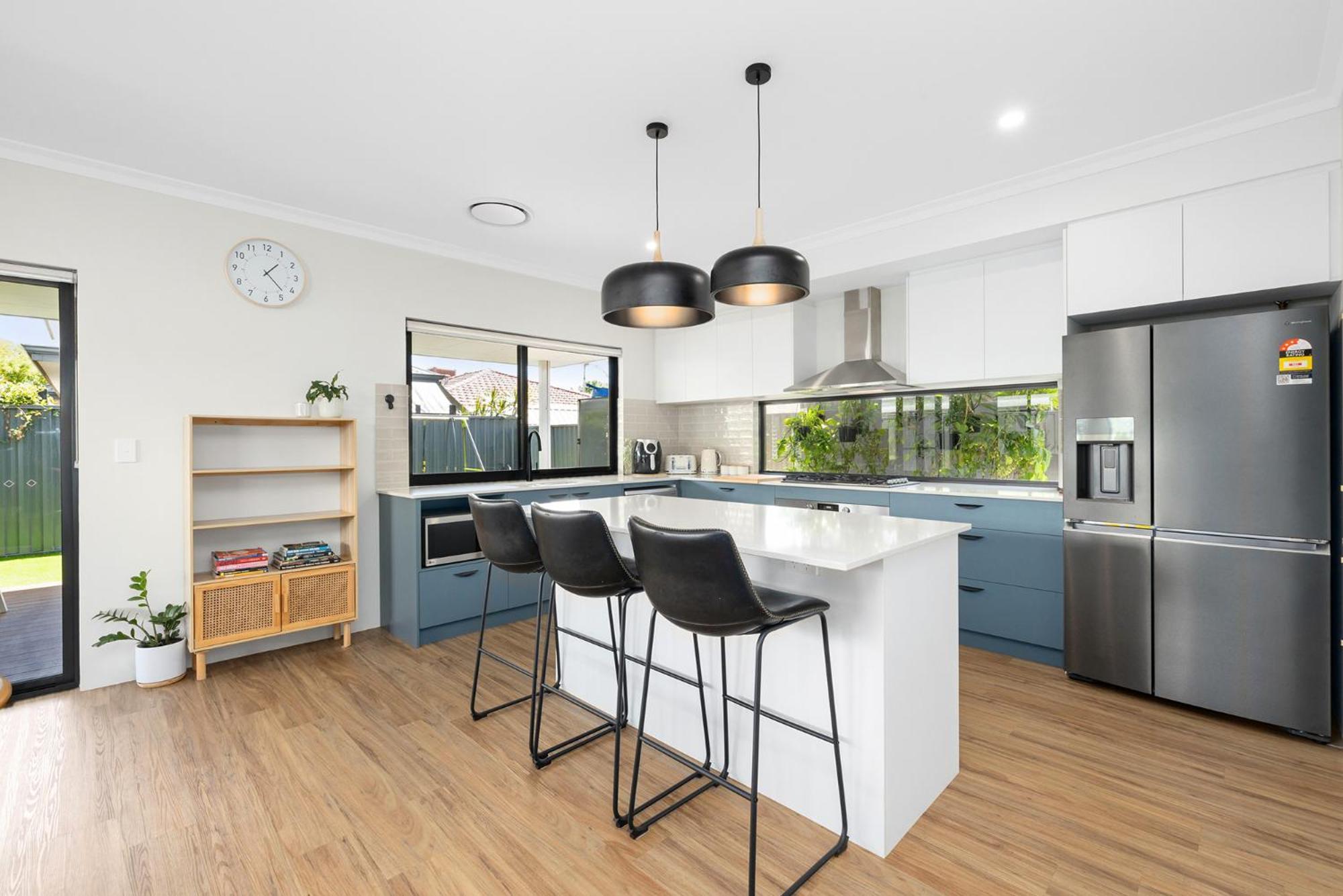 Holiday home Family Friendly Close 2 Airport, Optus, Crown & Perth
