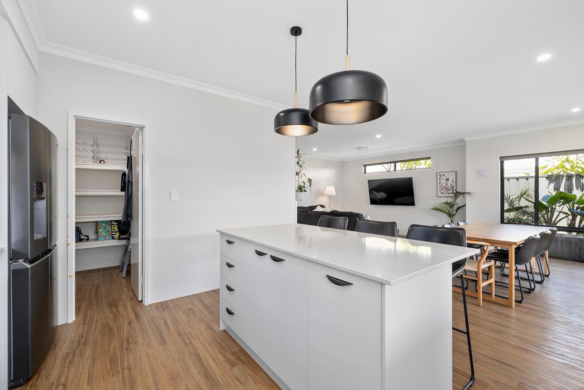 Family Friendly Close 2 Airport, Optus, Crown & * Perth