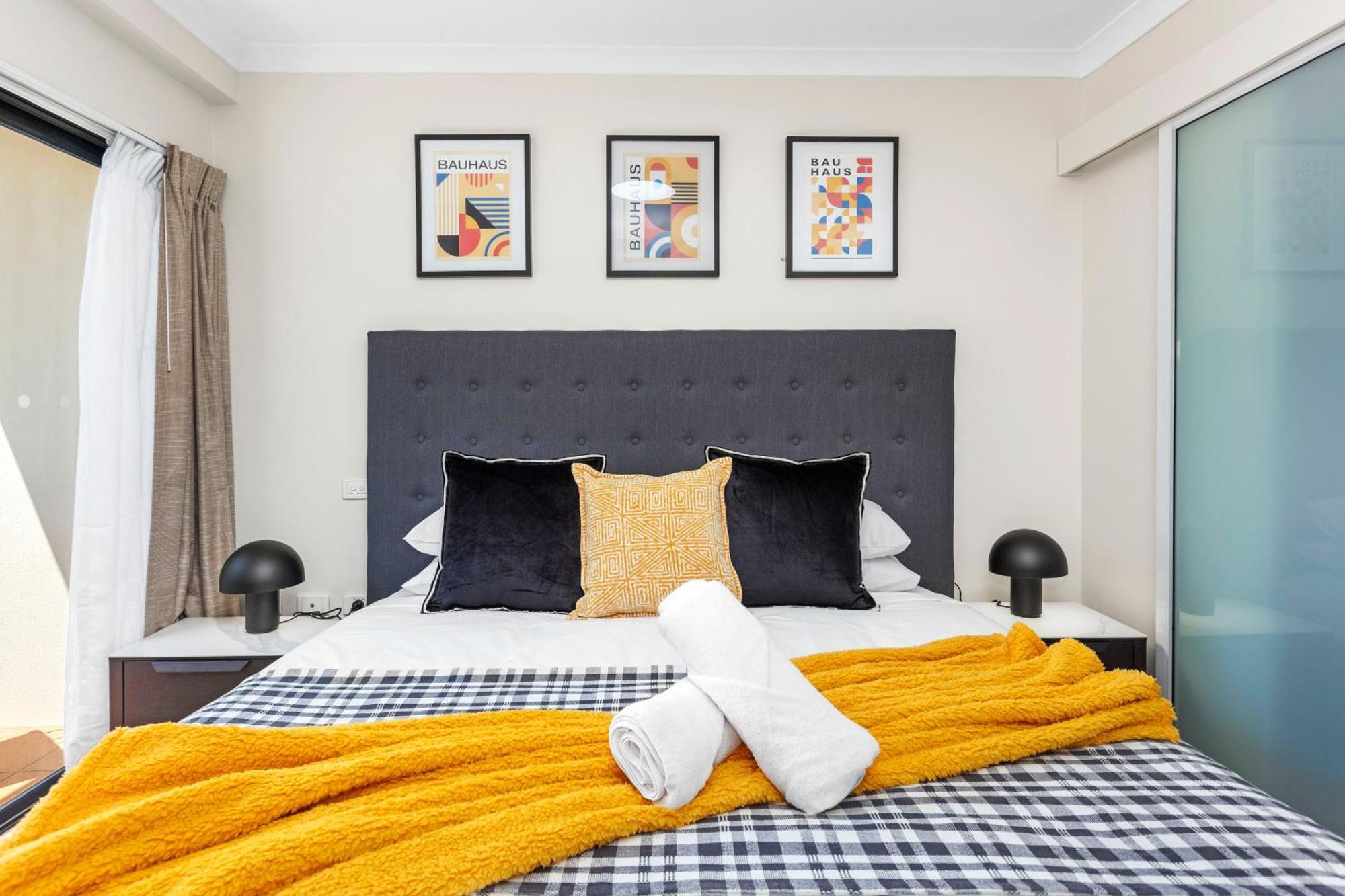 Pangsapuri Stylish 1bdrm Heart 2 Mins River Perth