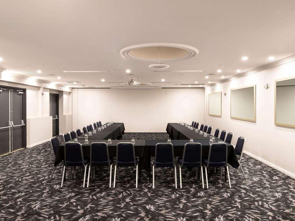 Hotel Mercure On Hay 4*