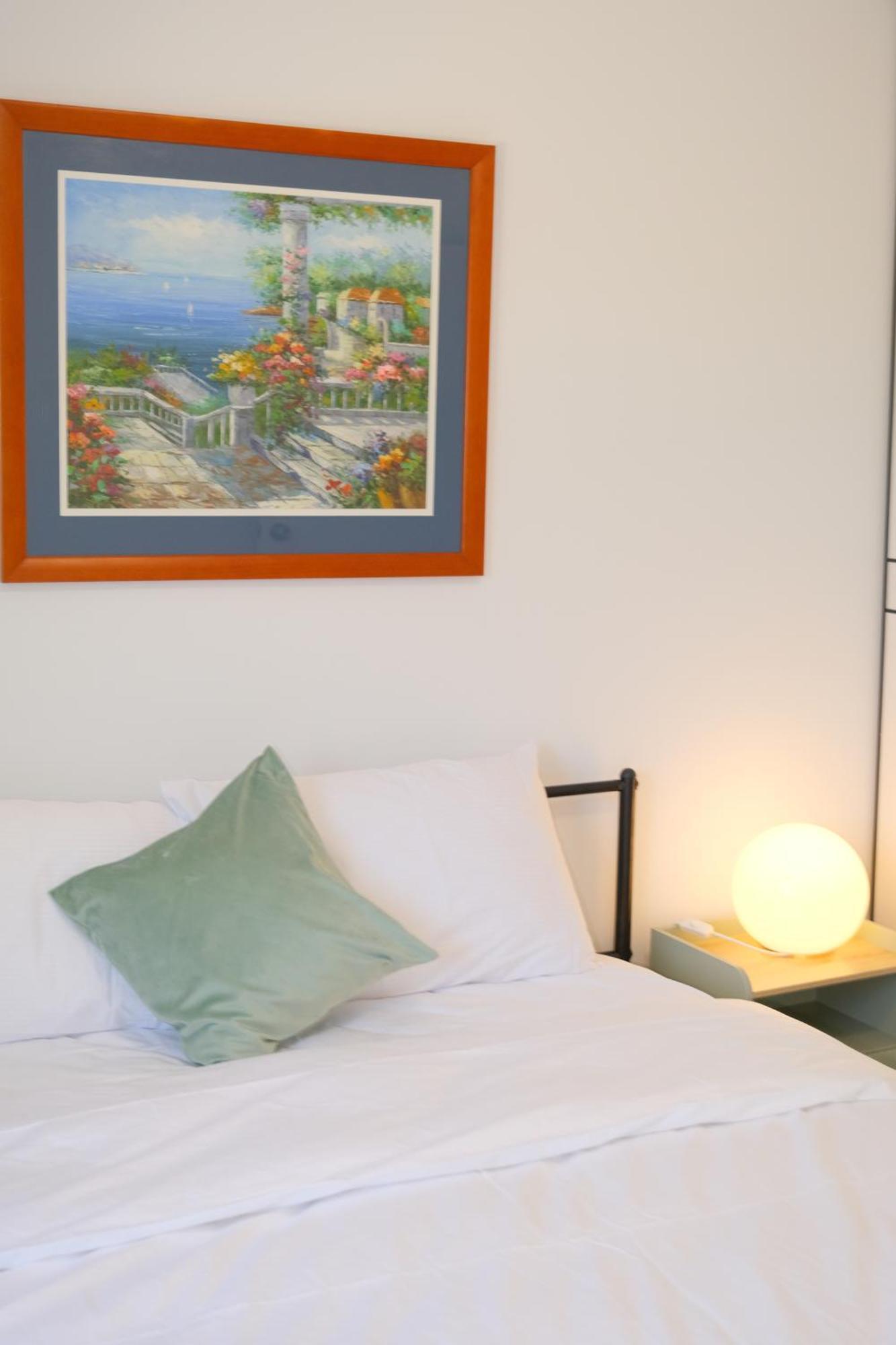 A3 Airportretreat - Full Kitchen, Biz & Leisure