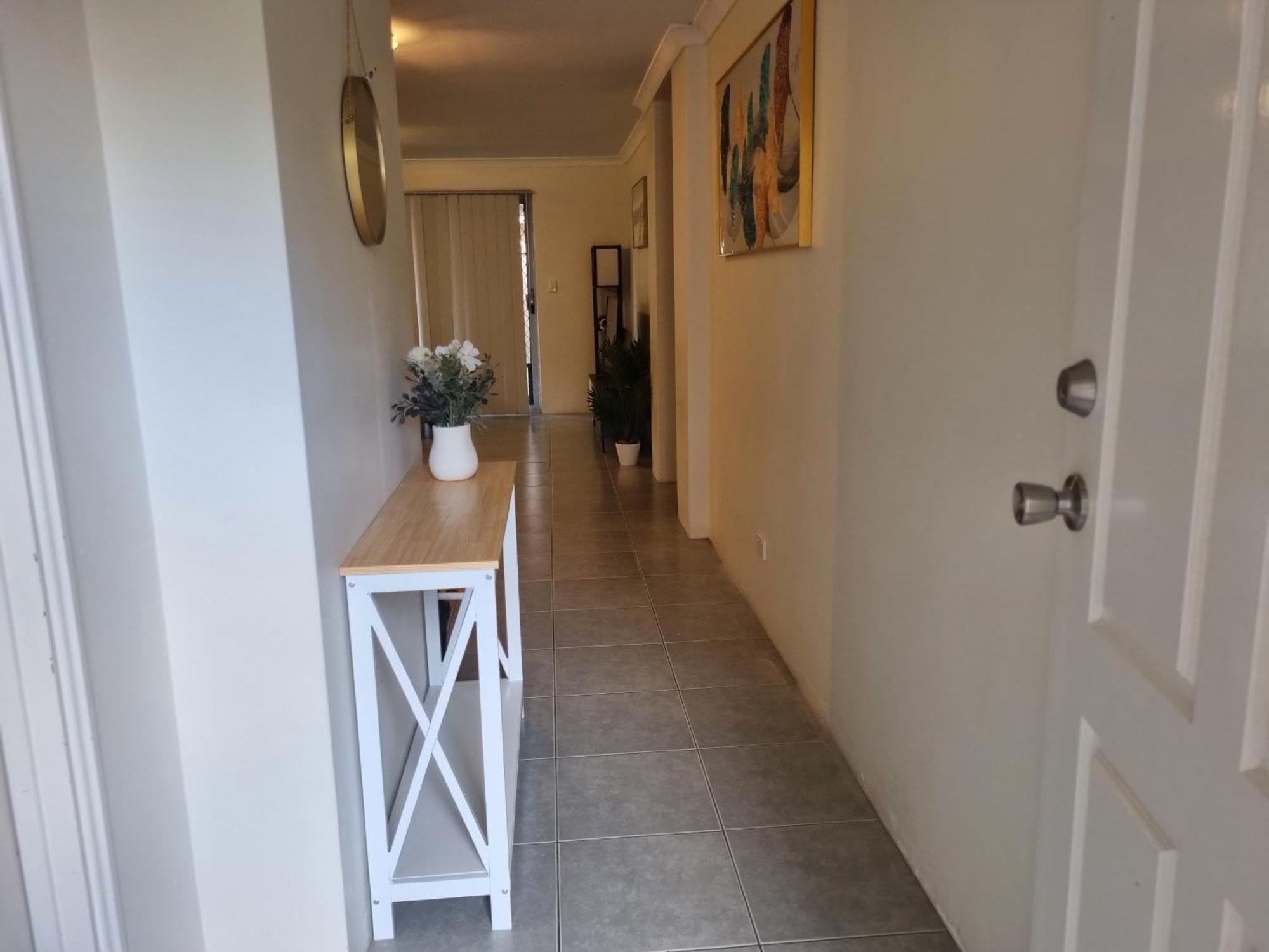 Tranquil Treasure - 3 Bedroom Villa Perth