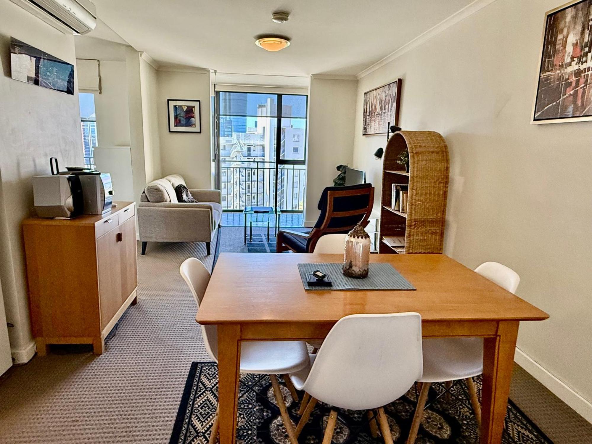 63 Spectacular Views 1br Kings Park *