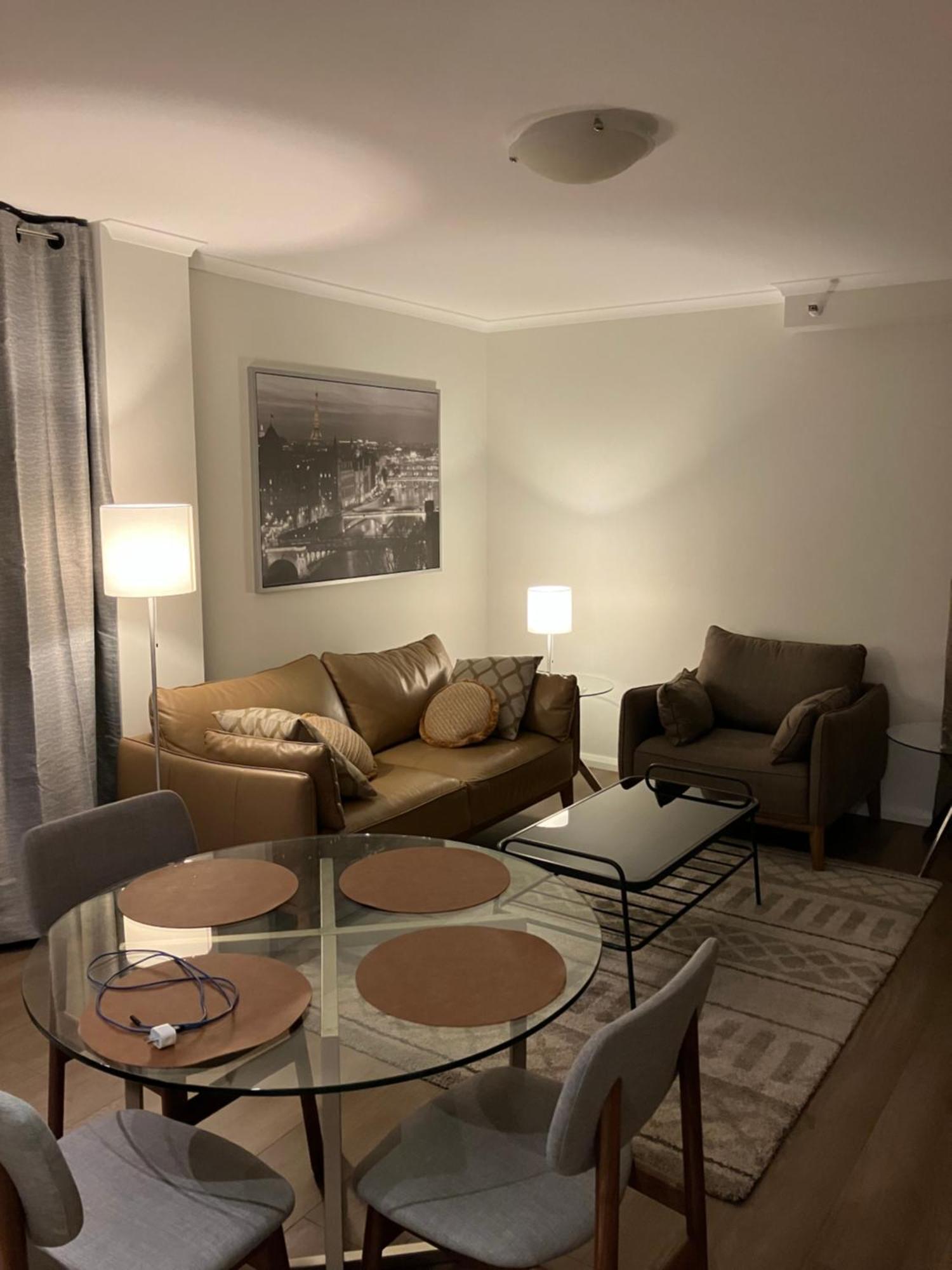 Great Place In Cbd - 2 Bedrooms Apartment