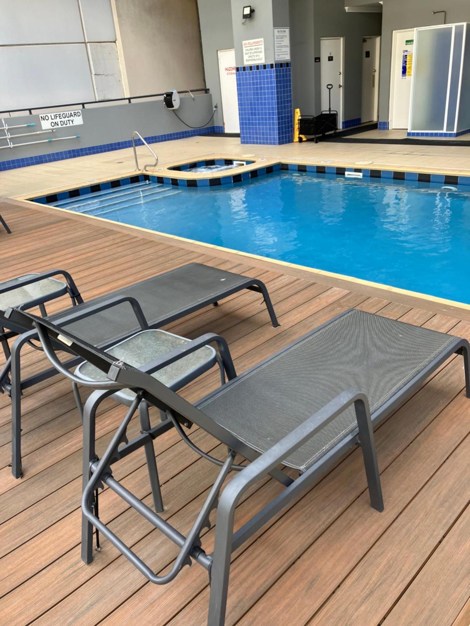 Great Place In Cbd - 2 Bedrooms *