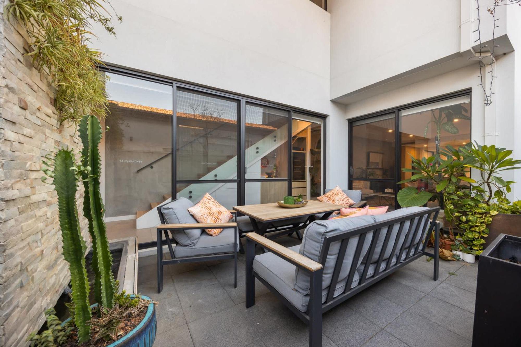 Stylish Mount Lawley Retreat Walk To Beaufort Street * Perth