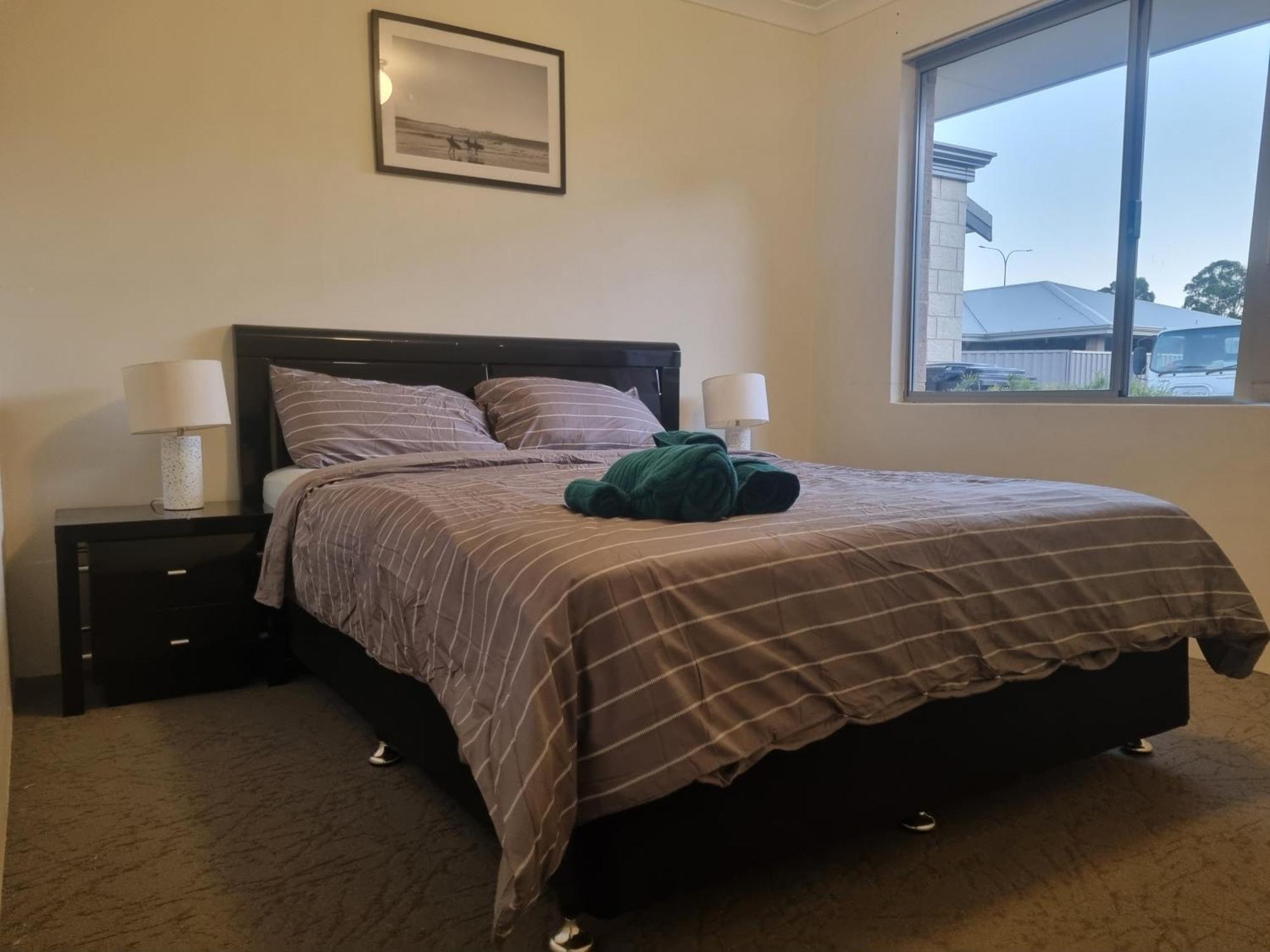 Tranquil Treasure - 3 Bedroom Villa * Perth