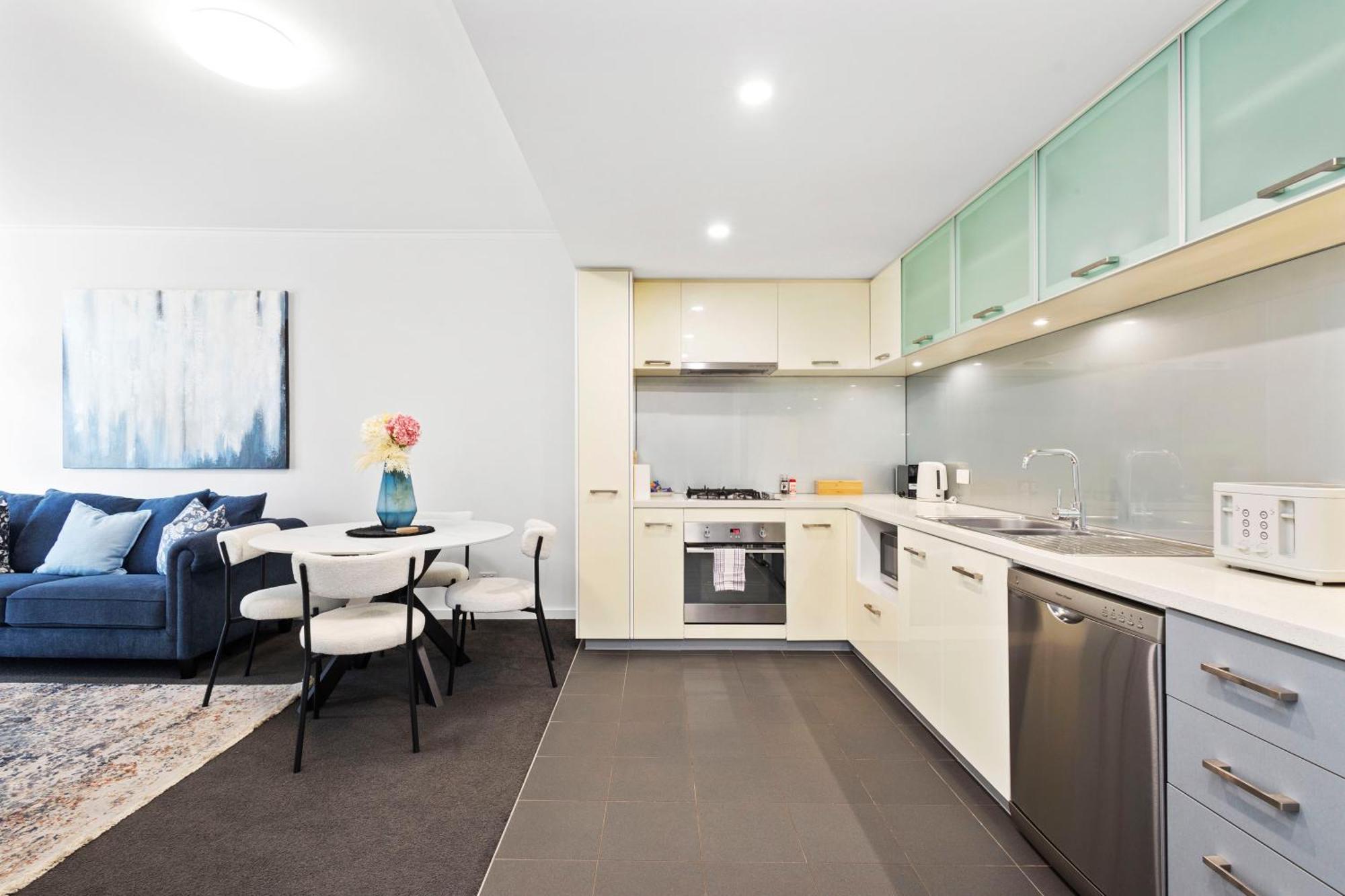Beaufort Street 1bdr Parking