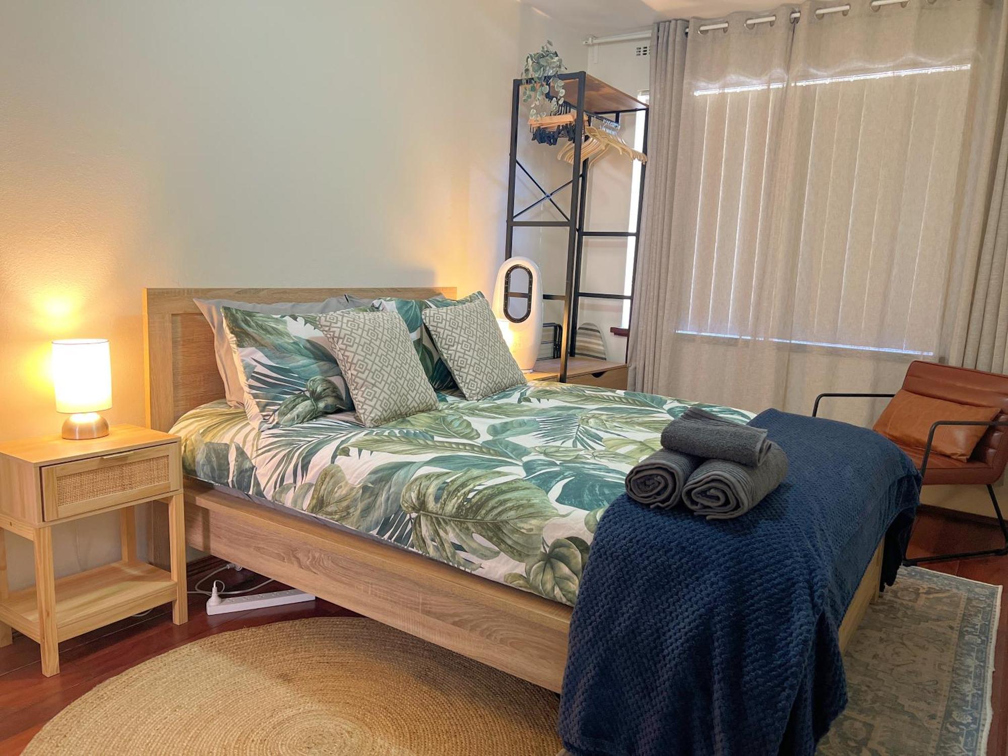 Apartment Cosy & Private, Walk To East Vic Park Perth