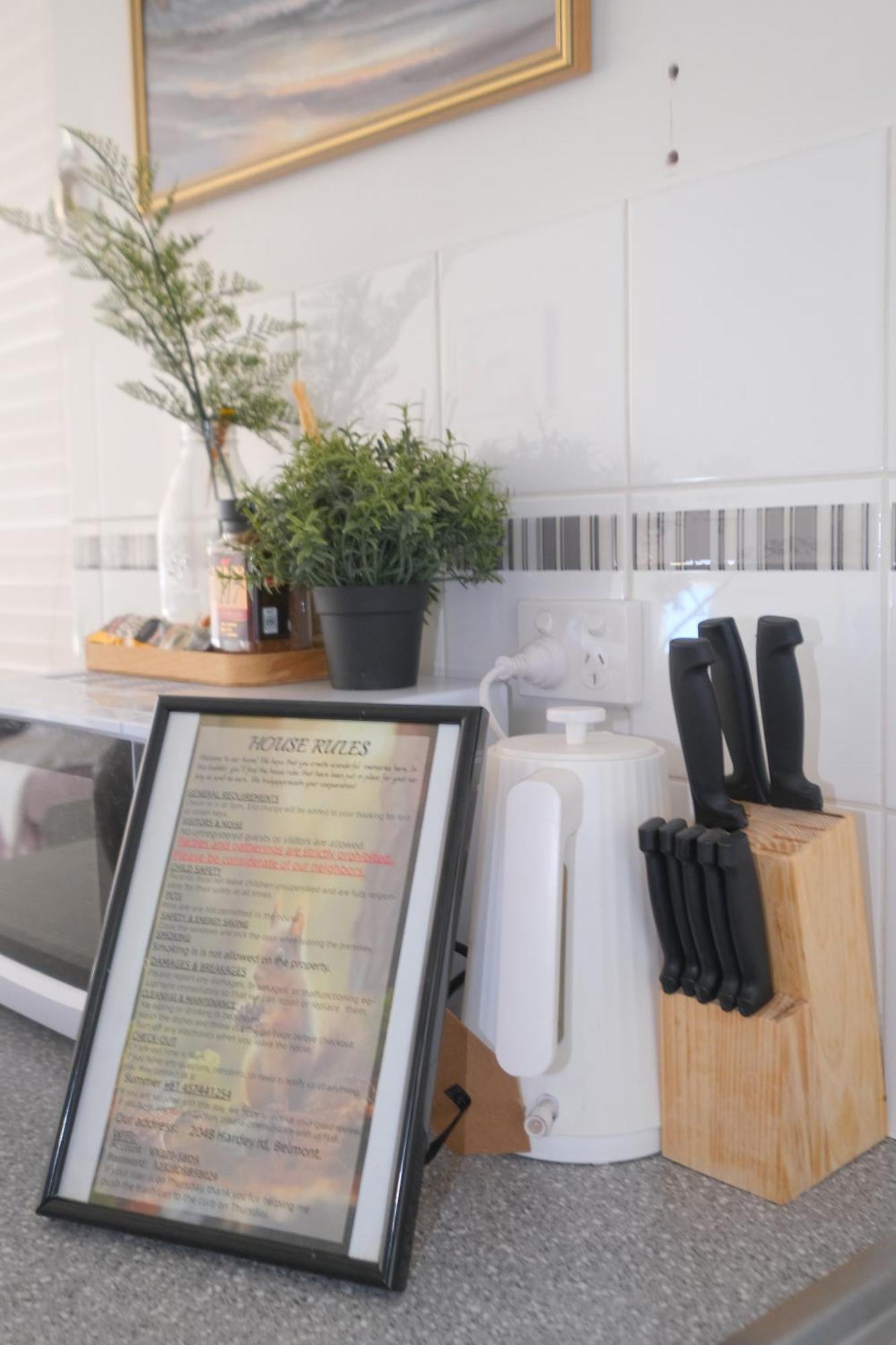 Relaxing Two-bedroom Retreat Near The Airport Perth