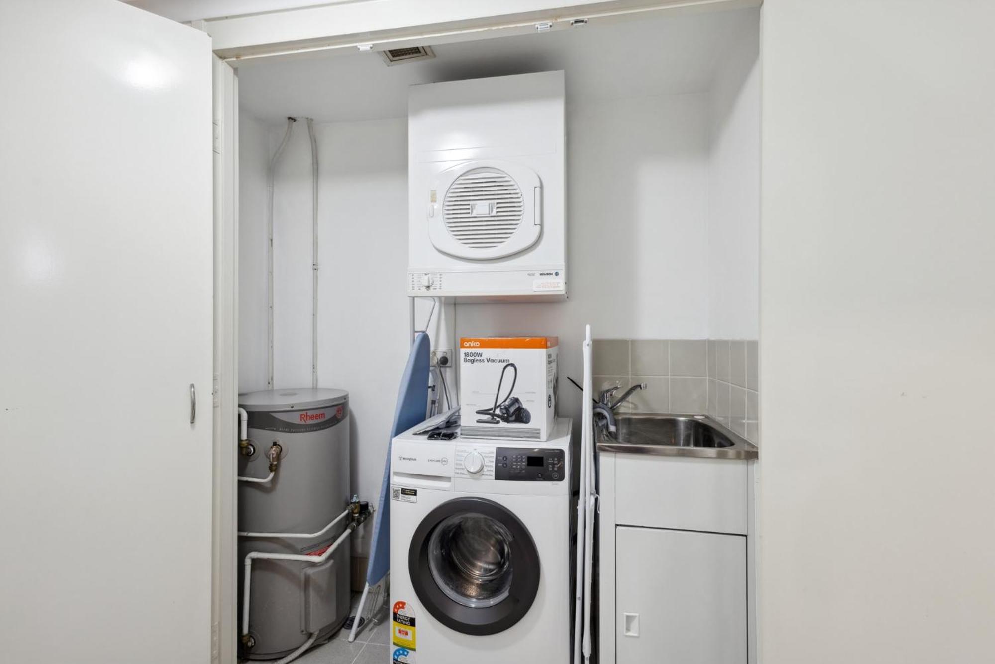 Cloud Nine Centre 1bdr Apartment *
