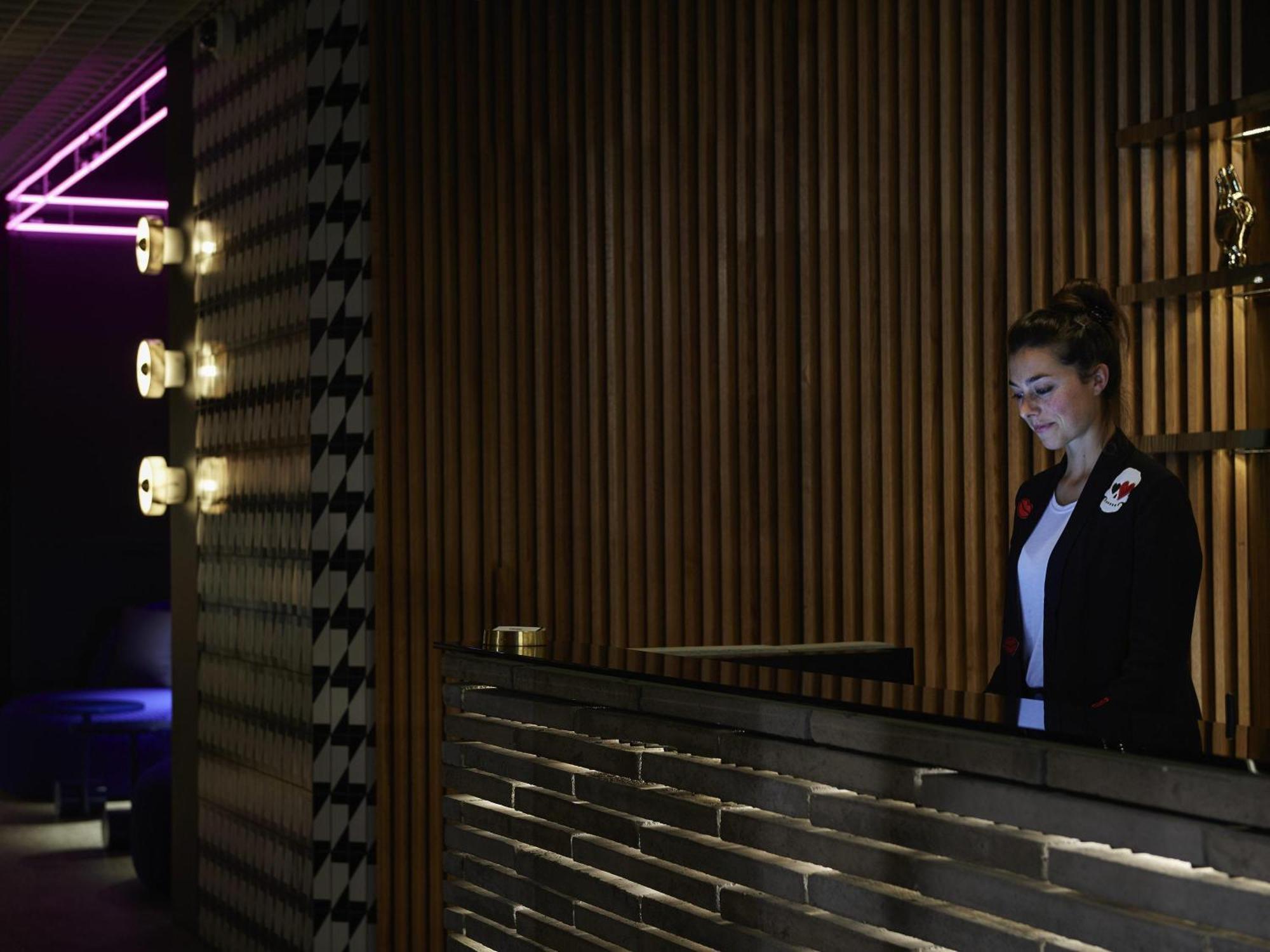 Tribe Kings Park Hotel