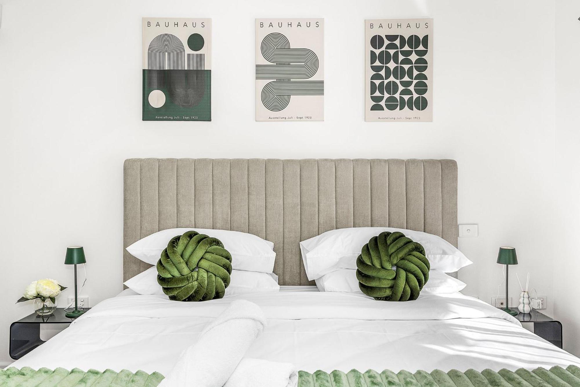 Cozy Lux 1 Bedrm Mounts Bay Convention Apartment