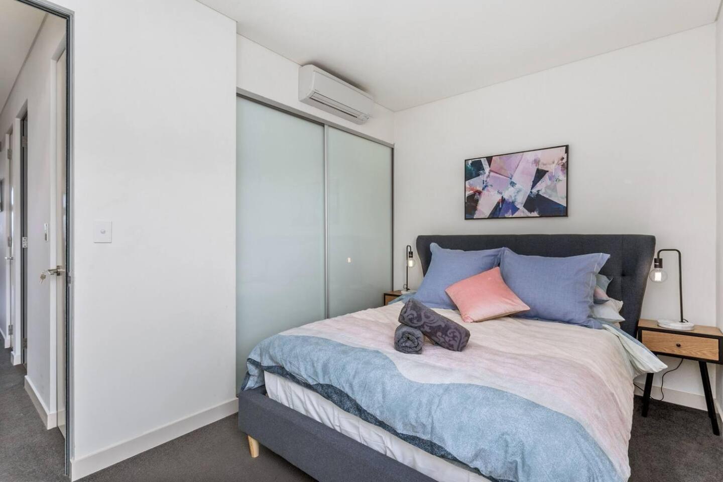 Bright 3Bdrm City Skyline Views Catbus,Waca,Optus