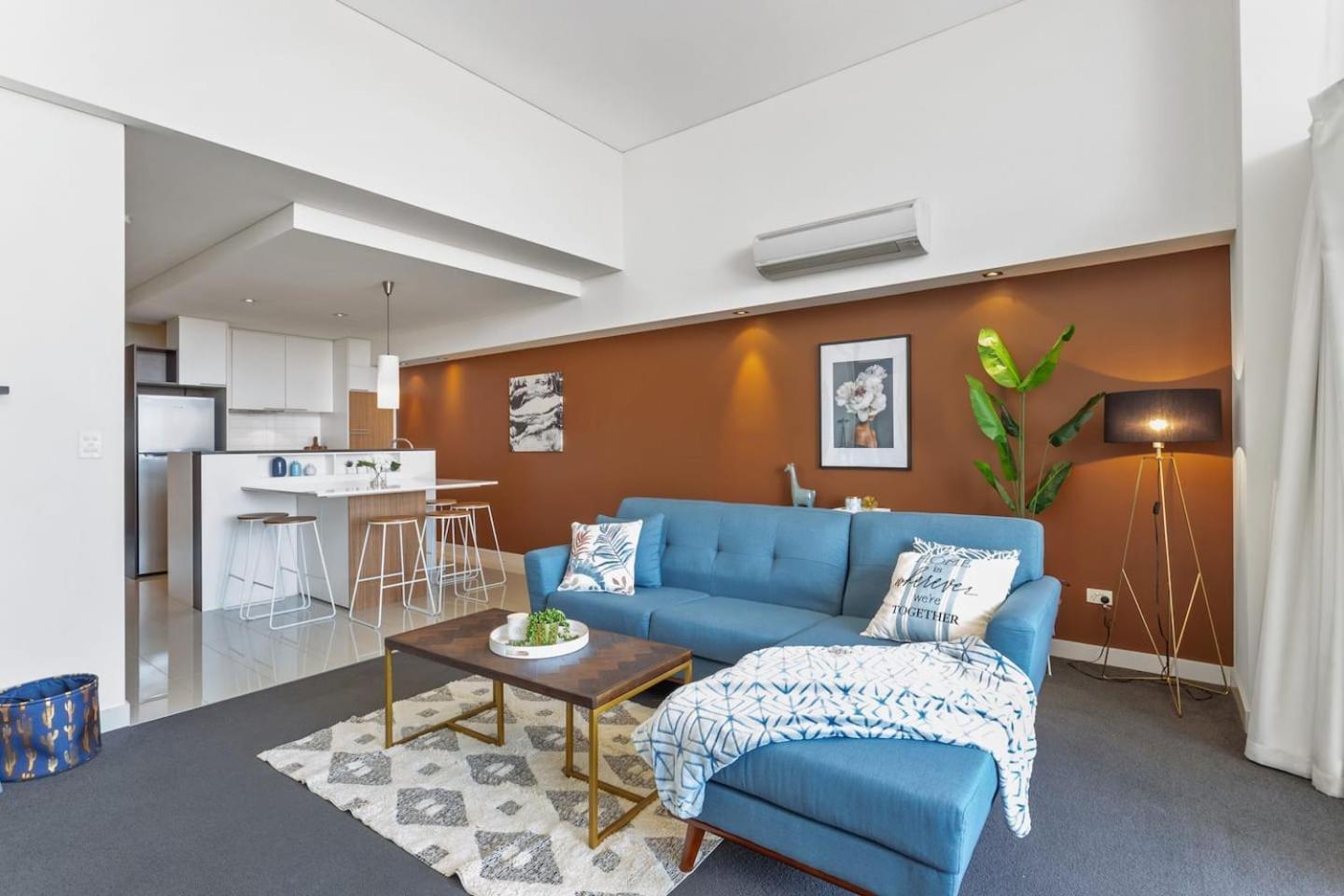 Bright 3Bdrm City Skyline Views Catbus,Waca,Optus Apartamento *