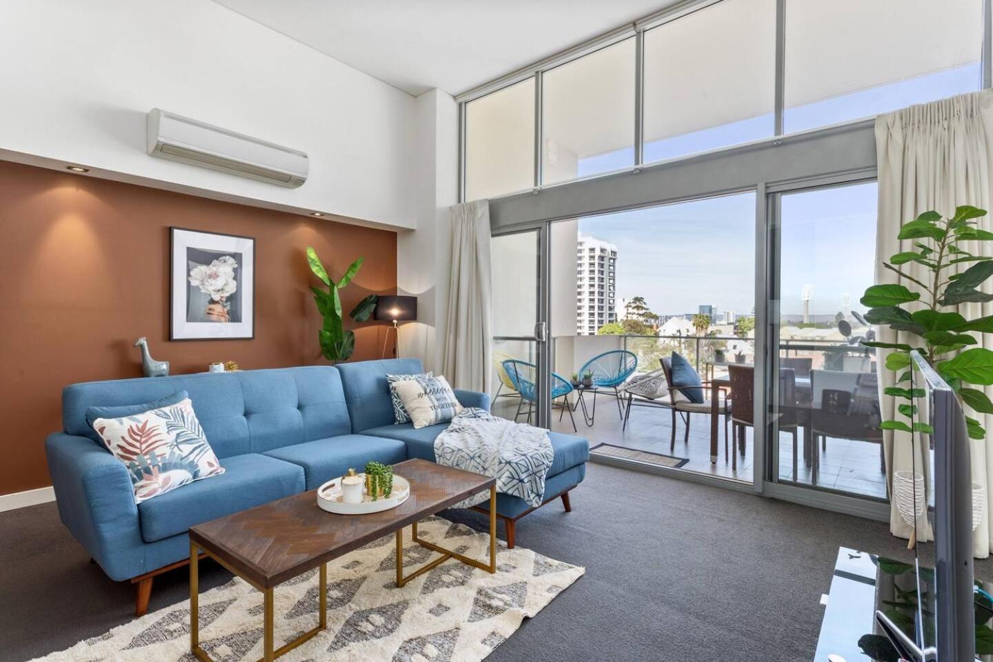 Apartamento Bright 3Bdrm City Skyline Views Catbus,Waca,Optus