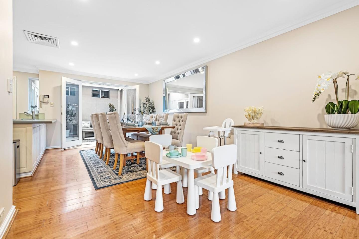 East Luxury Waterfront Retreat * Perth